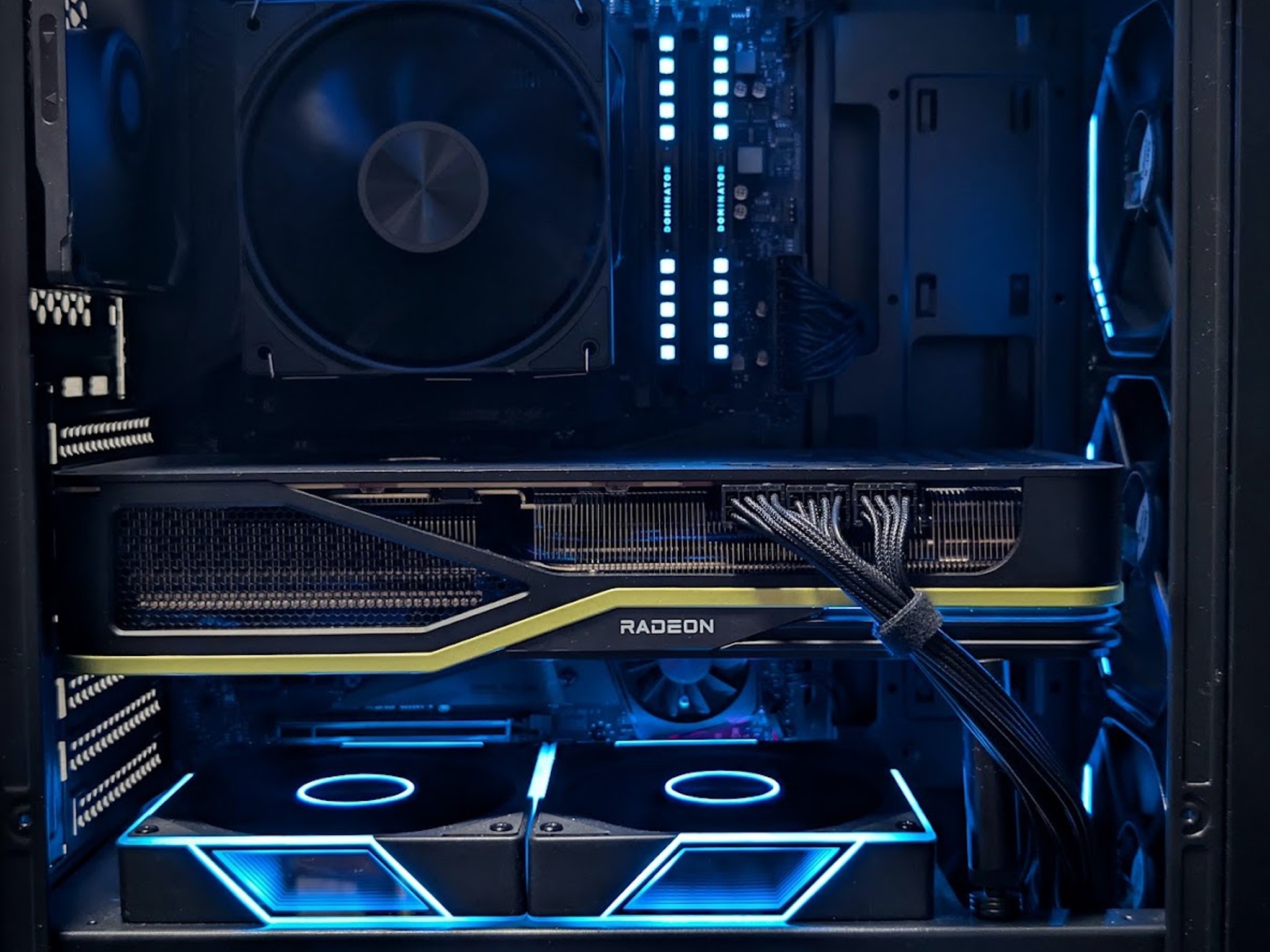 BEAST QUEST: 5800XT | 6900XT | 32gb Corsair DOMINATOR