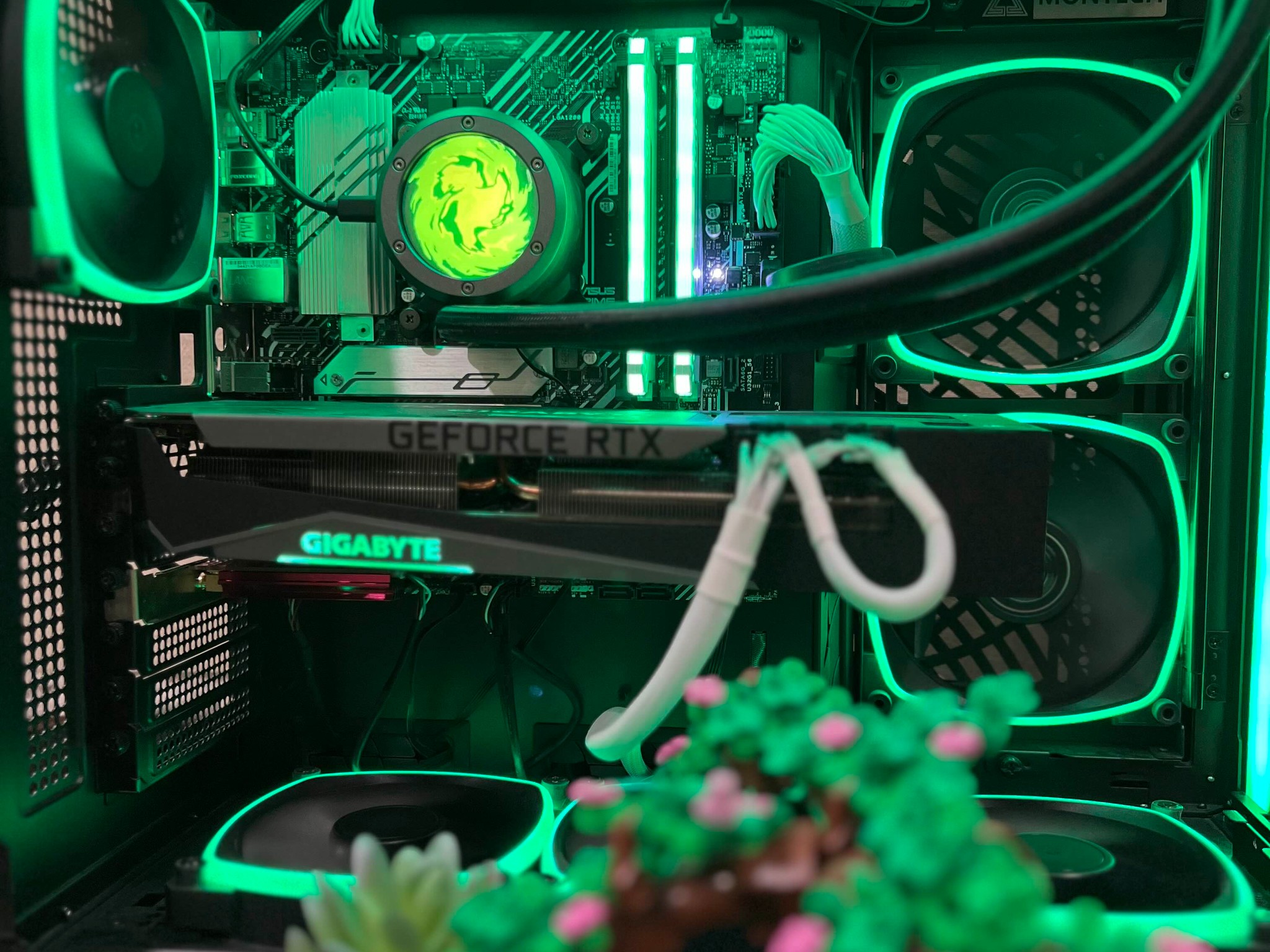Gigabyte RTX 3070 Ti i7‑11700KF Gaming PC | Excellent Condition | 1TB NVMe | 850W | LCD AIO