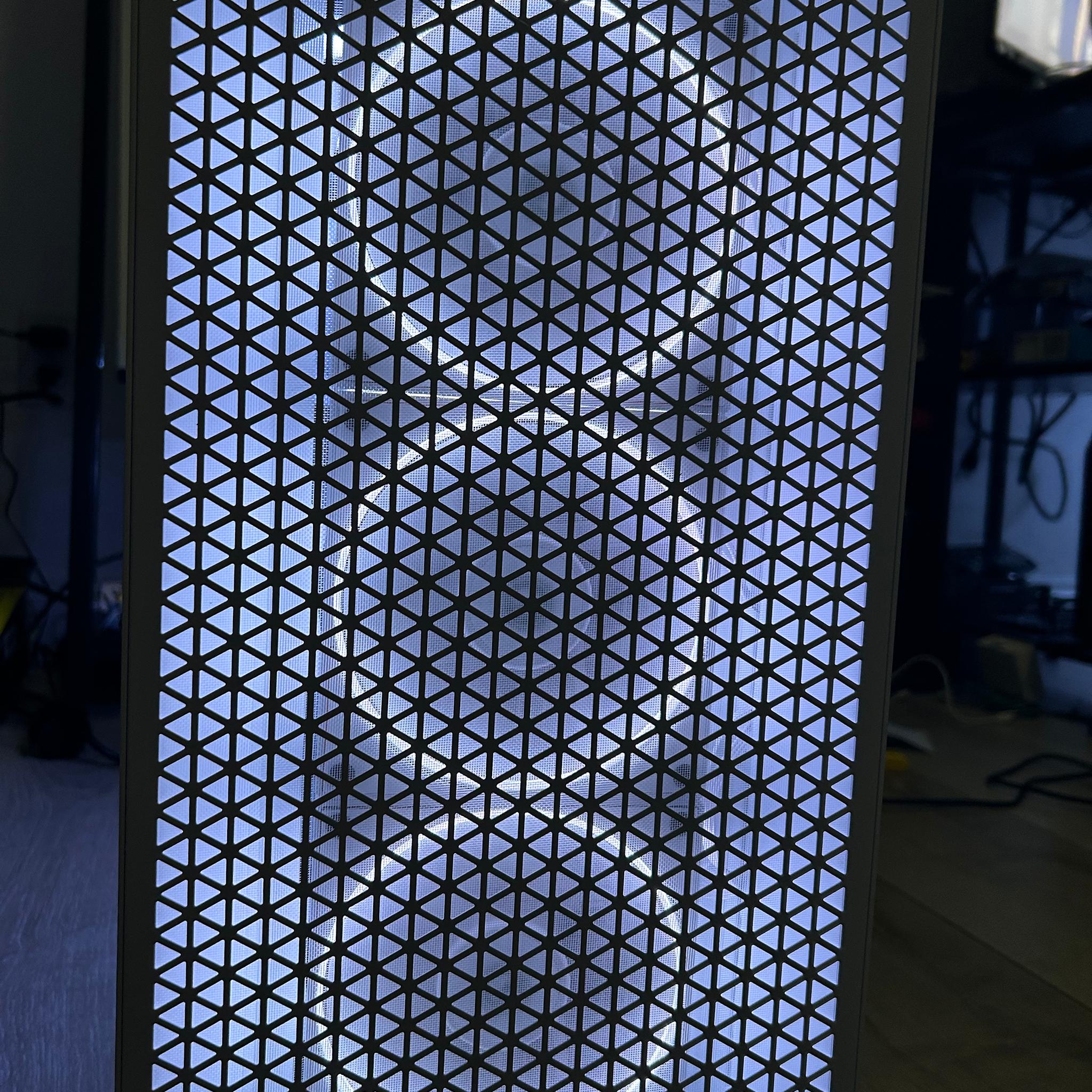 *Updated* 🧊ICEBERG🧊| I5 12600KF| RTX 3070 FE| DRR4 *32*GB 3200 mhz| 1TB storage| LS720 AIO cooler|