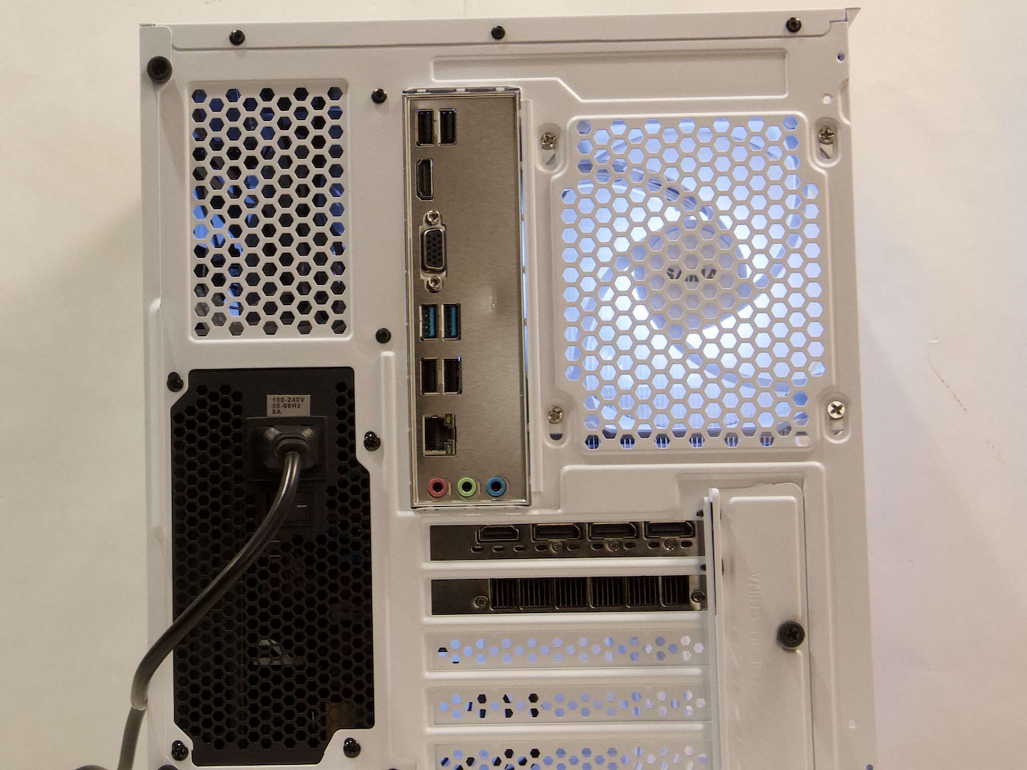 RTX 3070, Ryzen 5 5500, 16GB DDR4, 1TB NVMe SSD, WiFi - Gaming PC