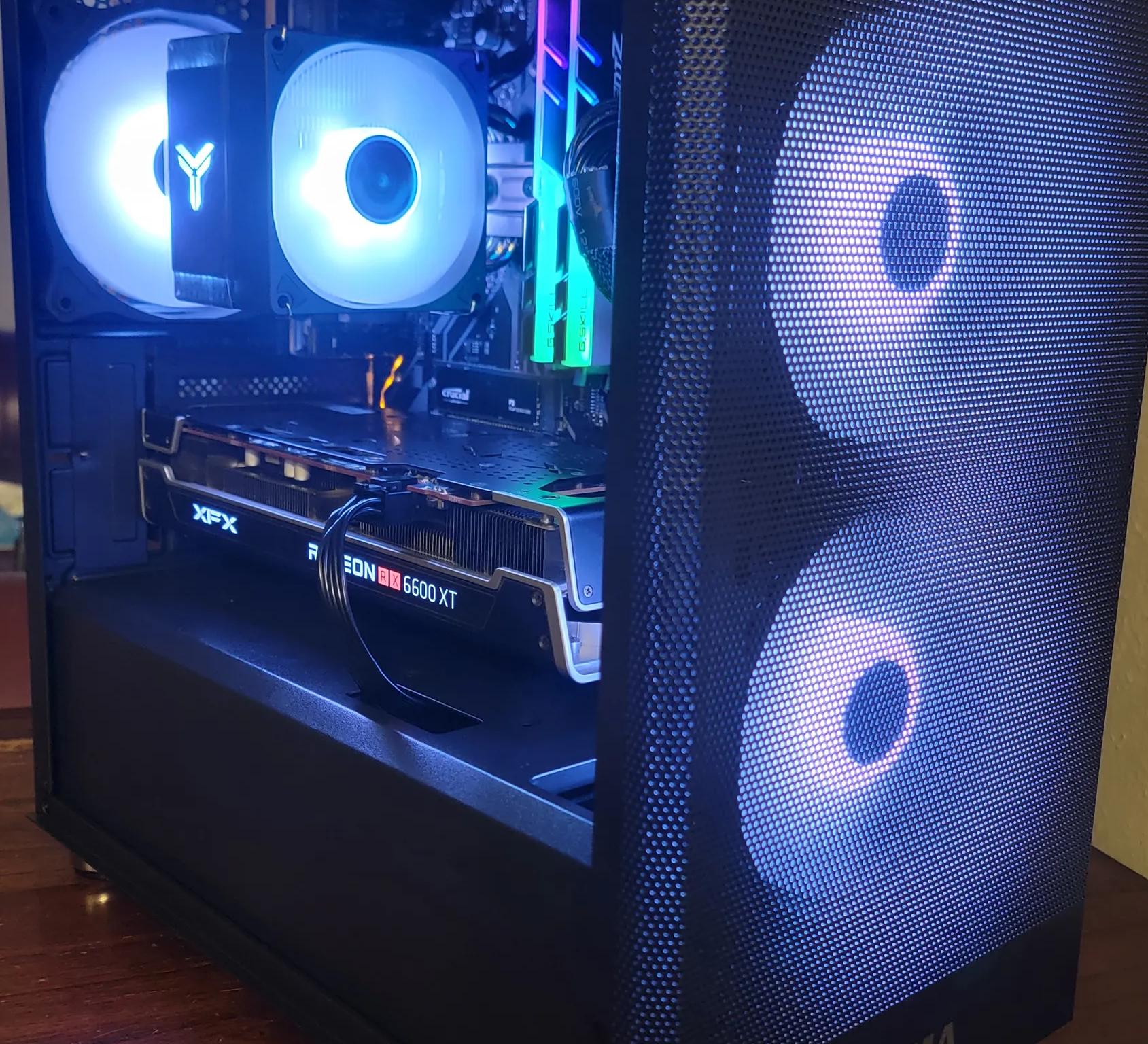 Gaming PC Ryzen 7 3700x, RX 6600 XT, 32Gb Ram, 4Tb total storage