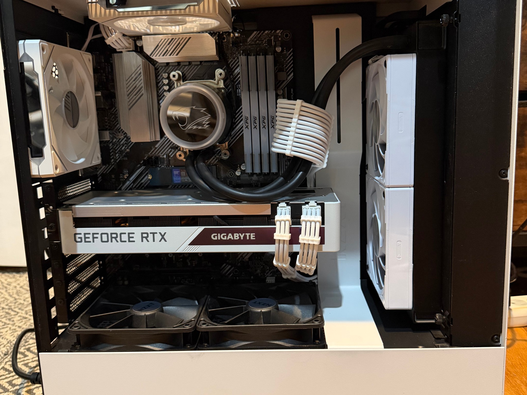 🚀WHITE RTX 3070 GAMING PC  Ryzen 7 5800X • 32GB RAM • 1TB NVMe SSD 🚀