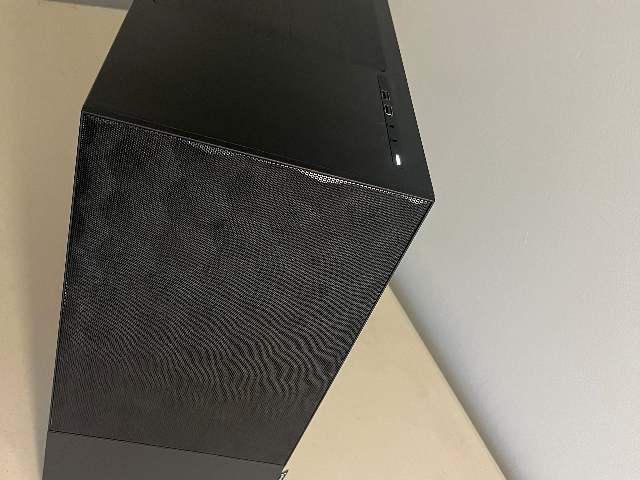 Custom Gaming PC - with free activated Windows 11 Pro