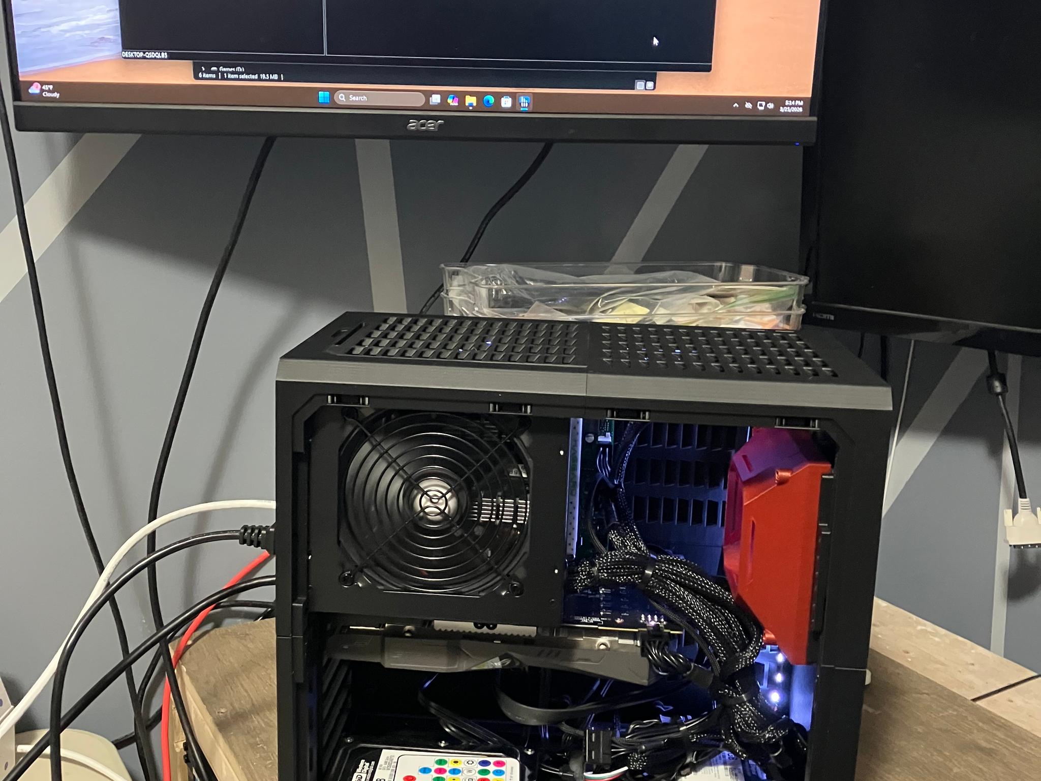 AMD Radeon RX 570 - Image 2