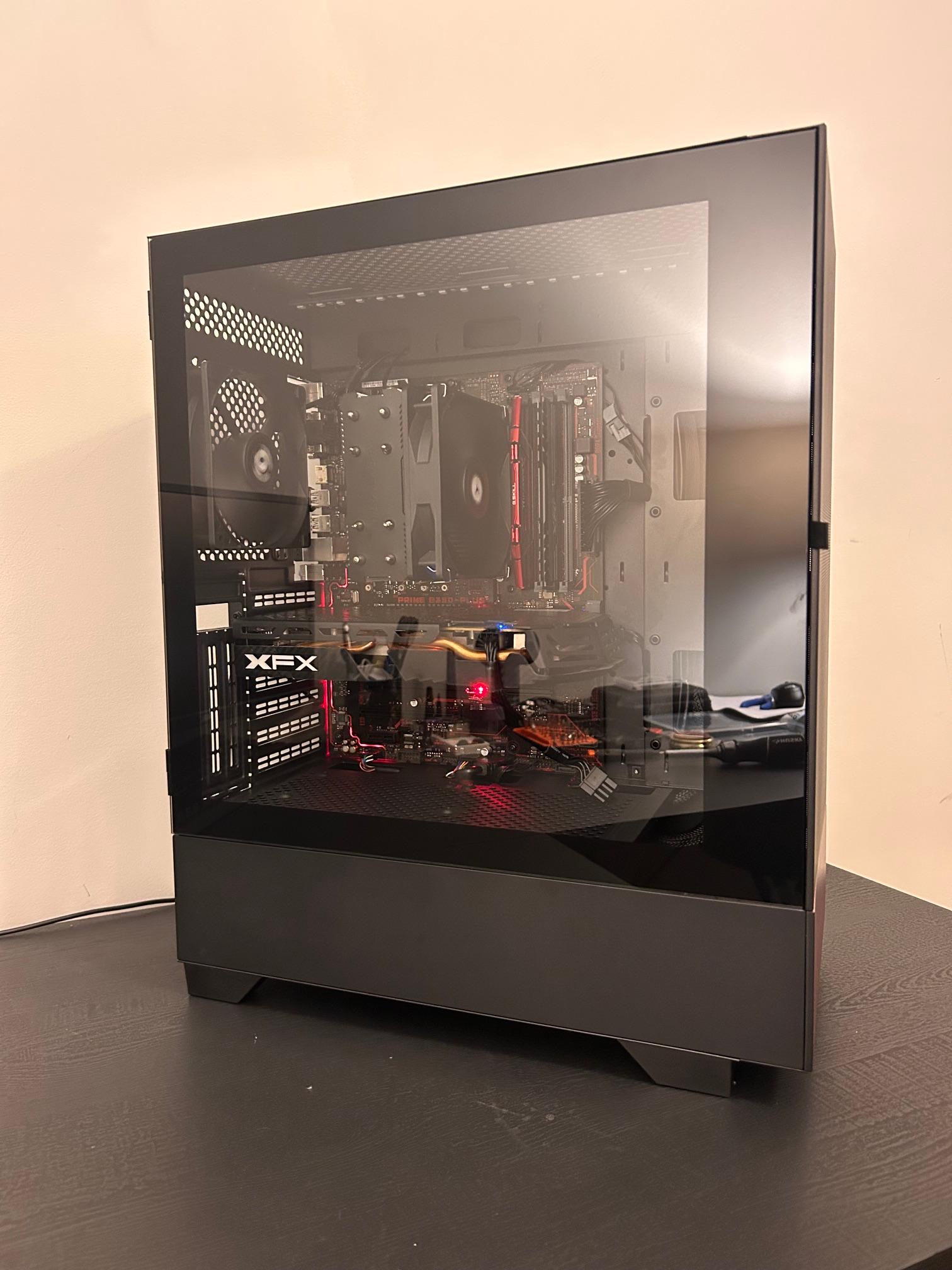 Custom Gaming PC Build