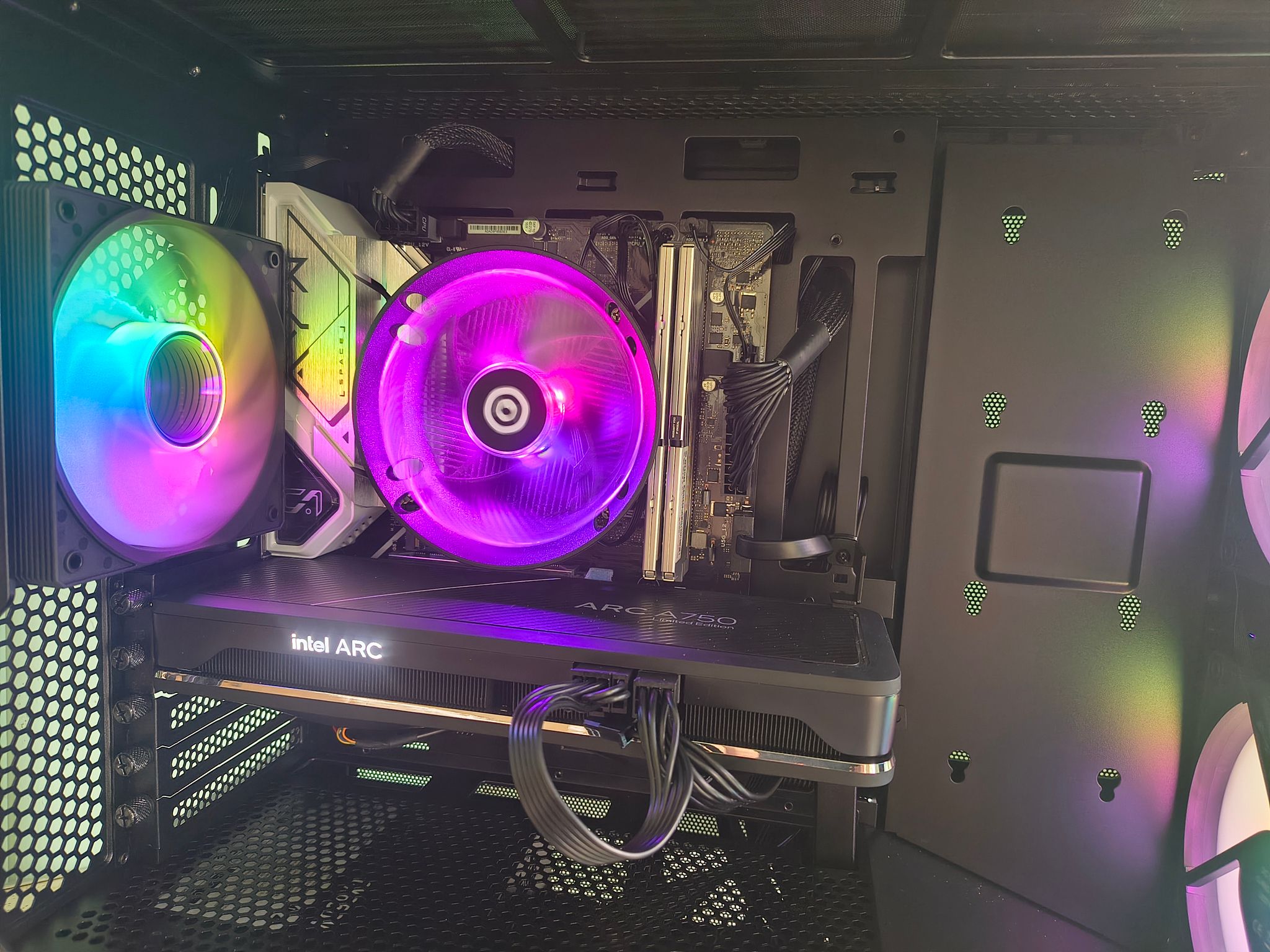 Custom Lian Li Streaming PC - I5-12400, Arc A750 8gb, 64GB DDR4, 1.25TB Storage