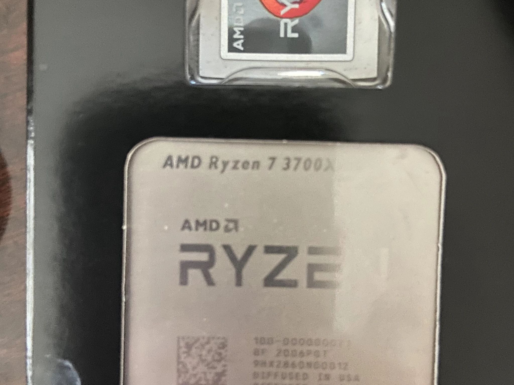 AMD Ryzen 7 3700X
