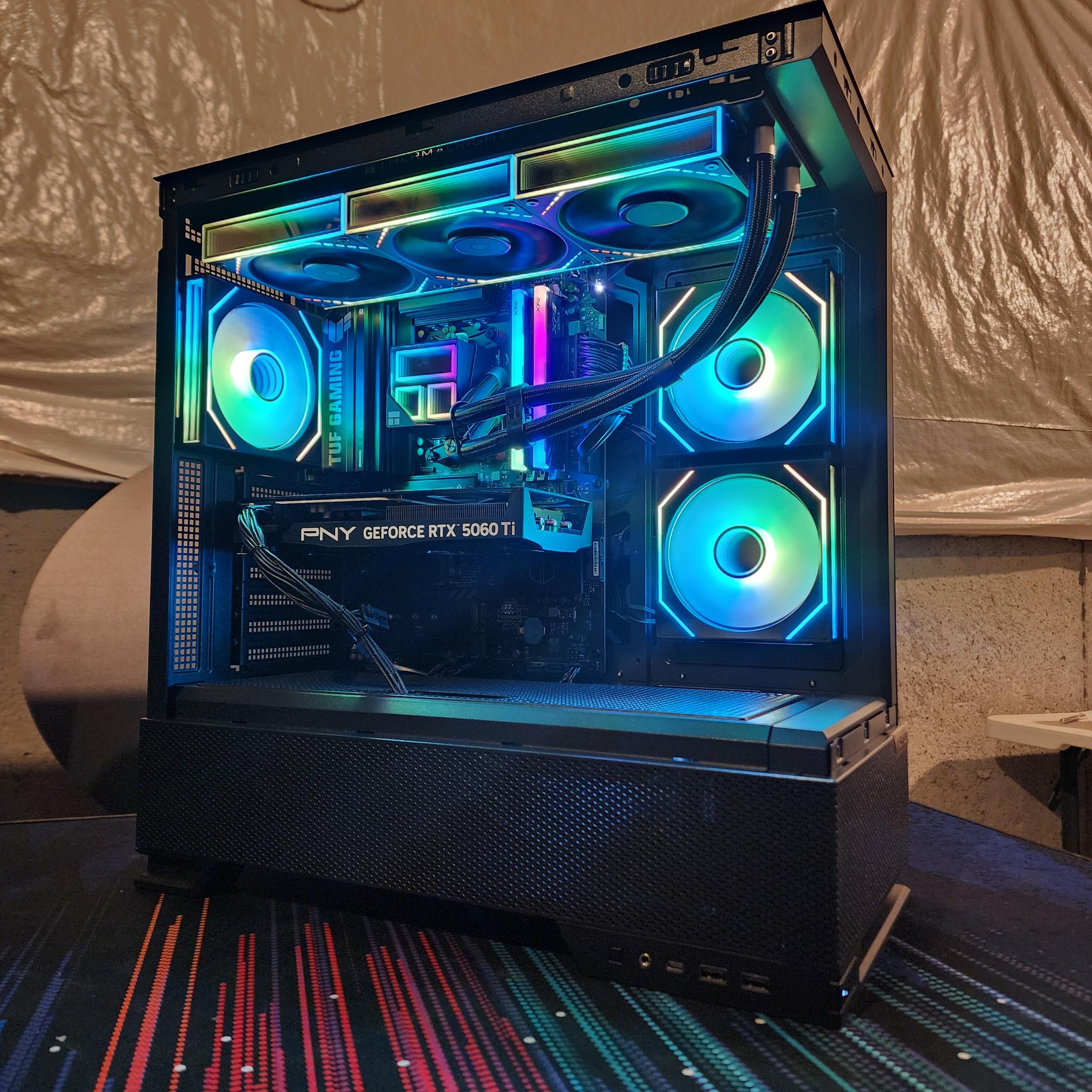 RTX 5060 Ti / Ryzen 9 9900X / 32GB DDR5 RAM / 1TB NVMe SSD