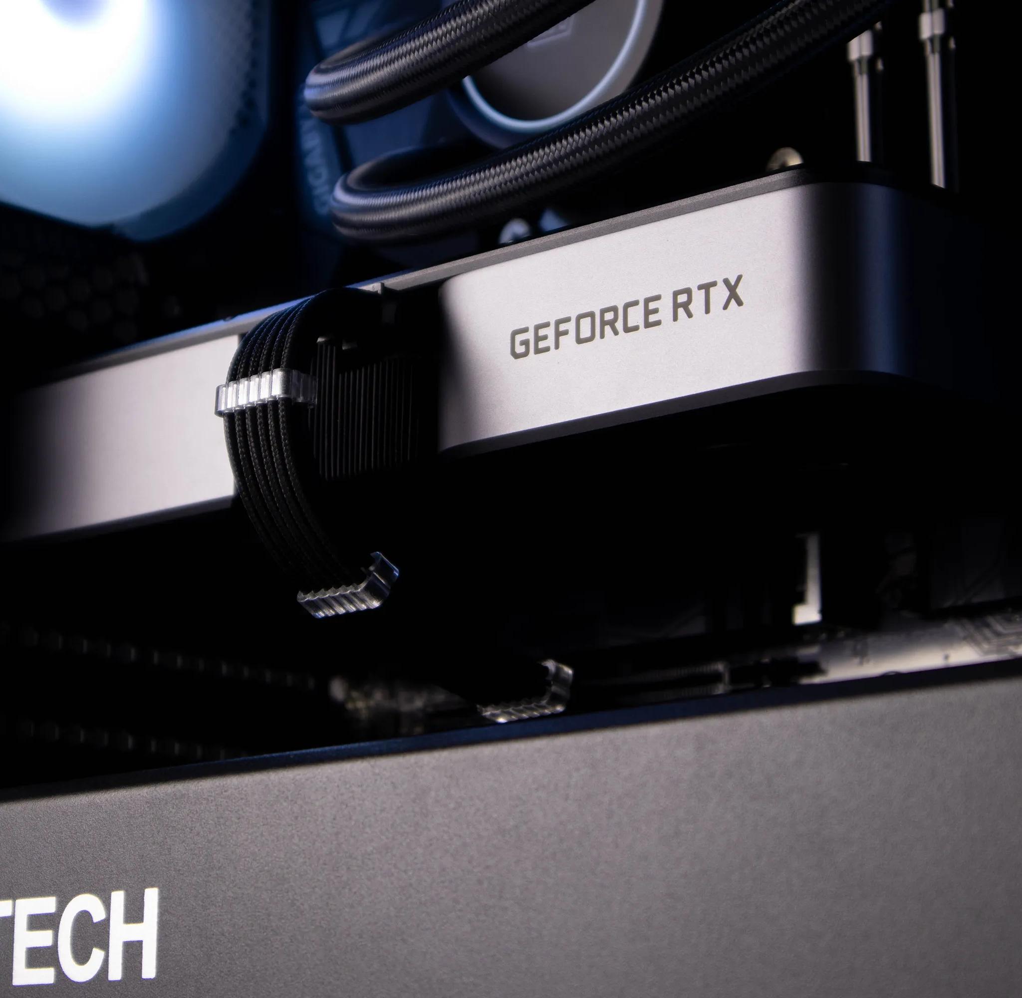 Black Magic (RTX 3070 FE | Intel i5-10600 | 16gb RAM)