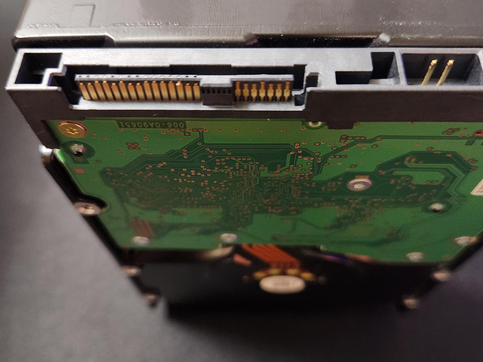 Hitachi 2TB 3.5 SAS Hard Drive