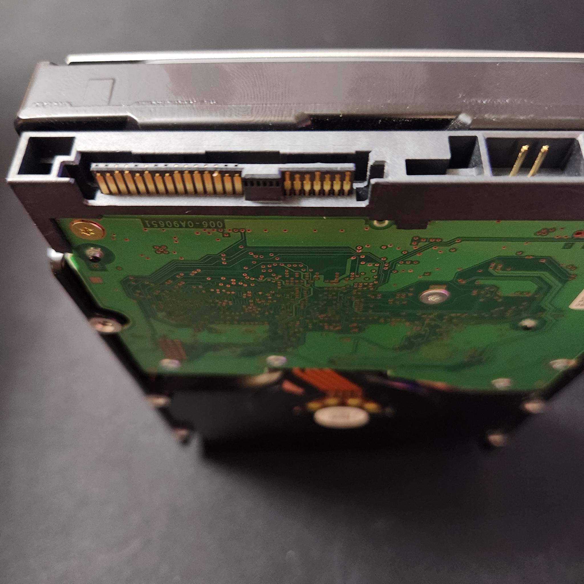 Hitachi 2TB 3.5 SAS Hard Drive
