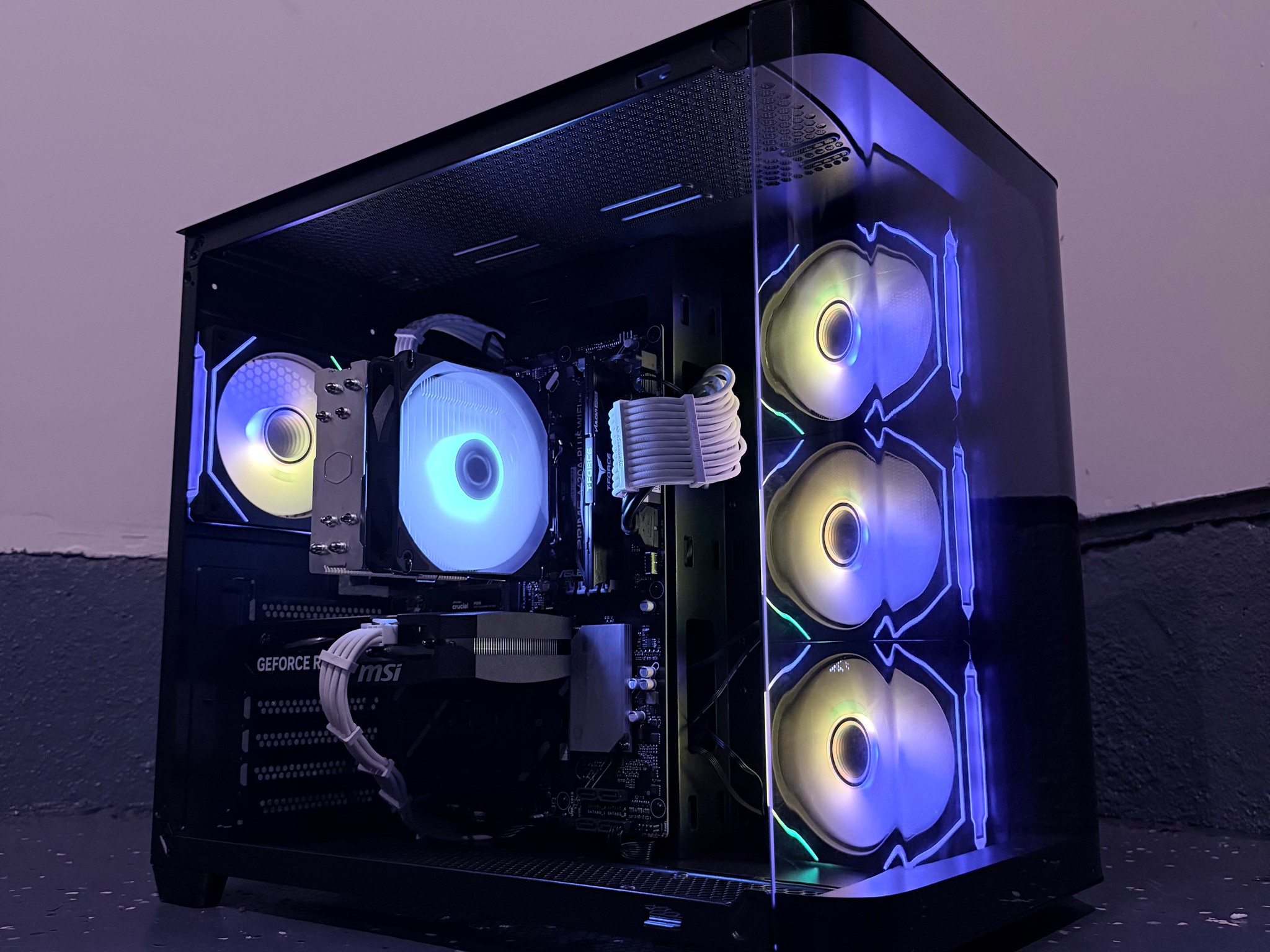 🟣"Nebula Rose"🌹| 1080p Gaming | RTX 5060 | Ryzen 5 8400F | 16GB DDR5 | 1TB NVMe