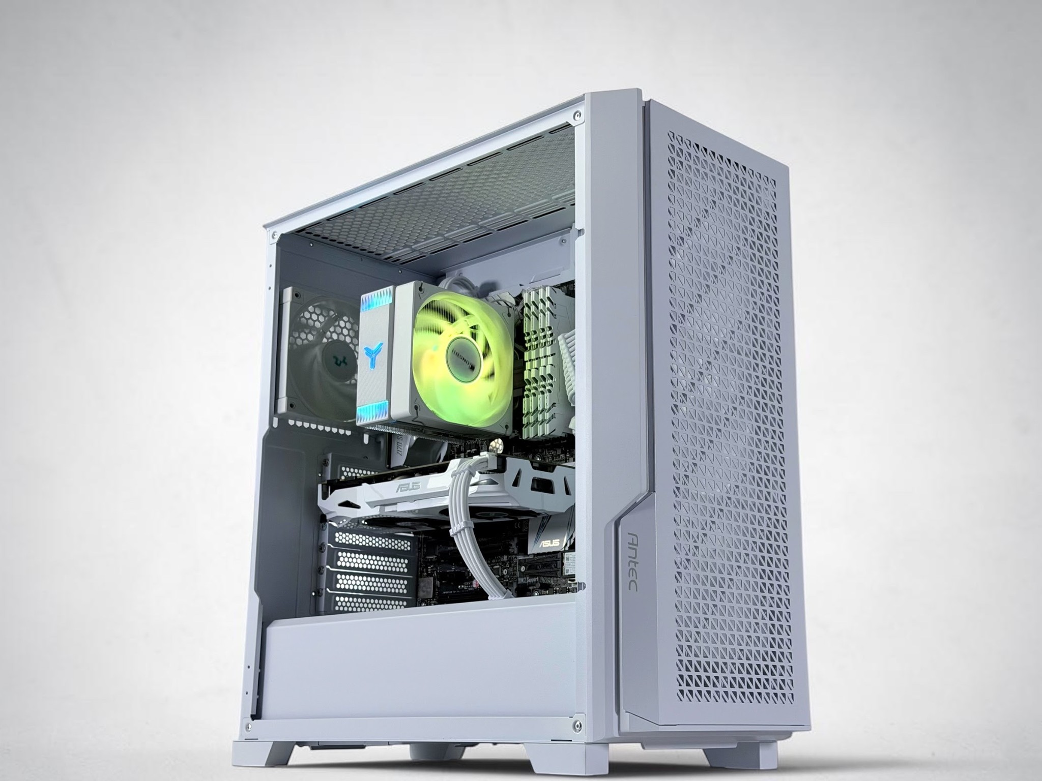 🤍🐻‍❄️Starter Gaming PC⚪ Nvidia GTX 1070 8GB⚪Intel i5 6600⚪16GB DDR4⚪500GB NVME