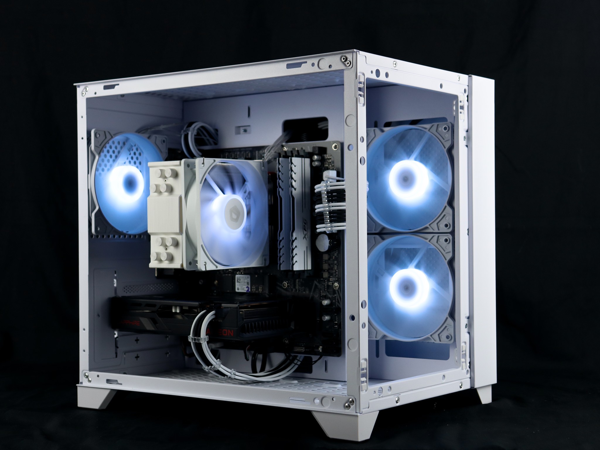 🧊❄️🧊 White Gaming PC – RX 6600 8G , Ryzen 7 2700X, 16GB RAM, 500GB SSD - WiFi, BlueTooth 🧊❄️🧊