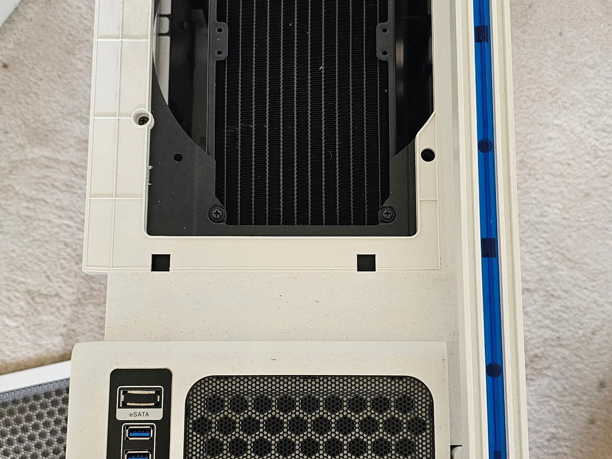 Thermaltake Level 10 GT Snow Edition