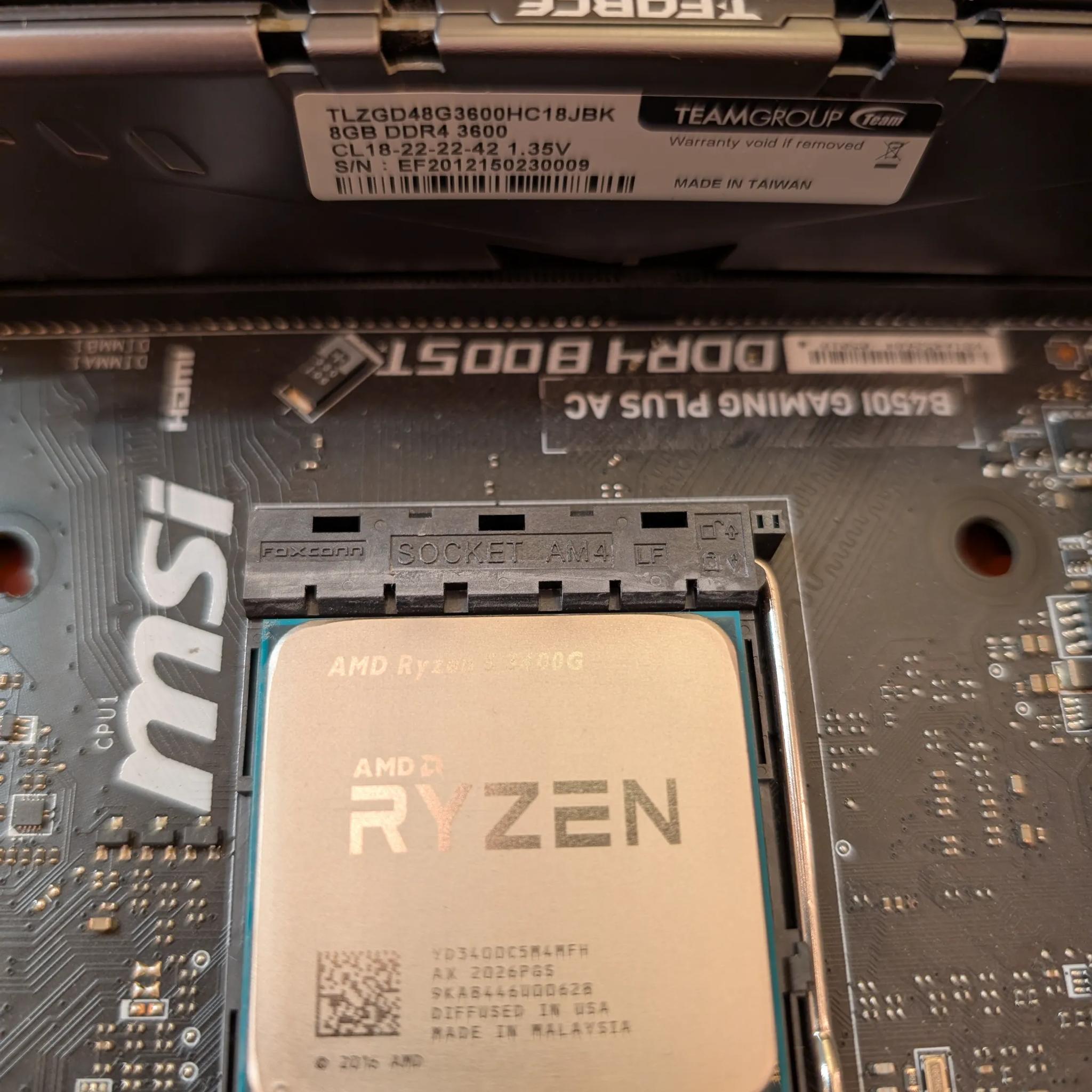 Bundle: Ryzen 5 3400G + 16GB DDR4 + MSI B450i Gaming Plus AC mITX
