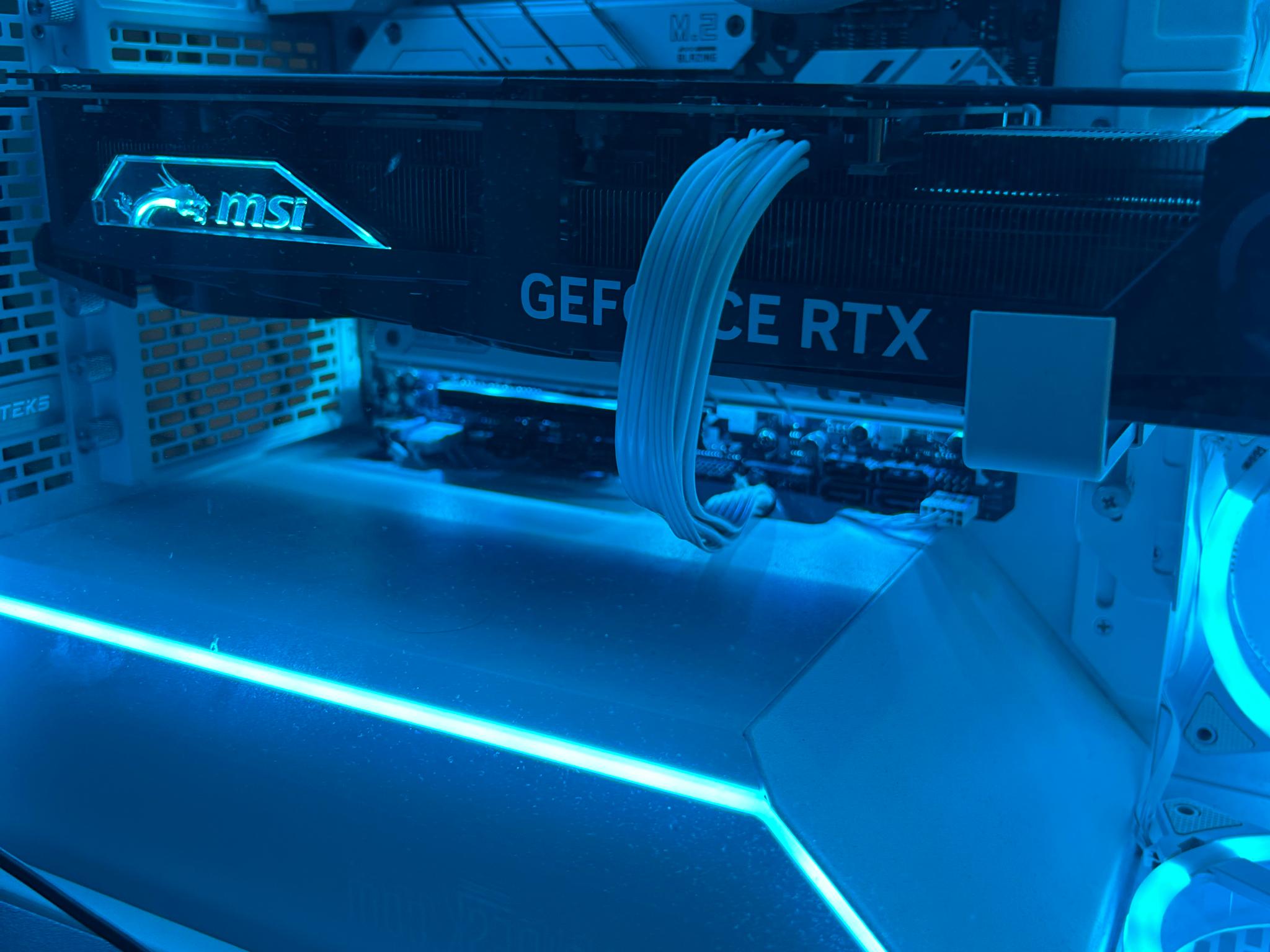 MSI RTX 4090 GAMING SLIM 24G