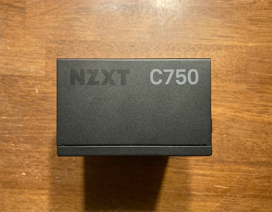 READ) NZXT C750 750 Watt 80+ Gold Fully-Modular SFX Power Supply