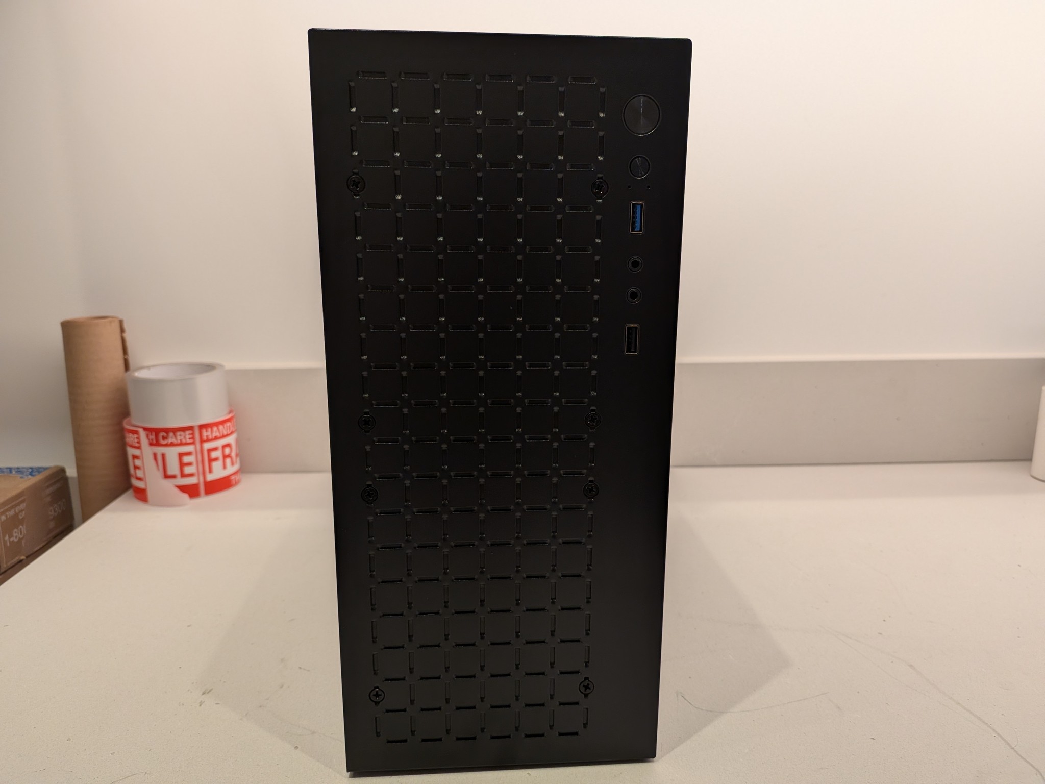 1080p Budget Sleeper - RX 7600, Ryzen 5 5500, 32 GB DDR4 RAM, 1 TB NVME