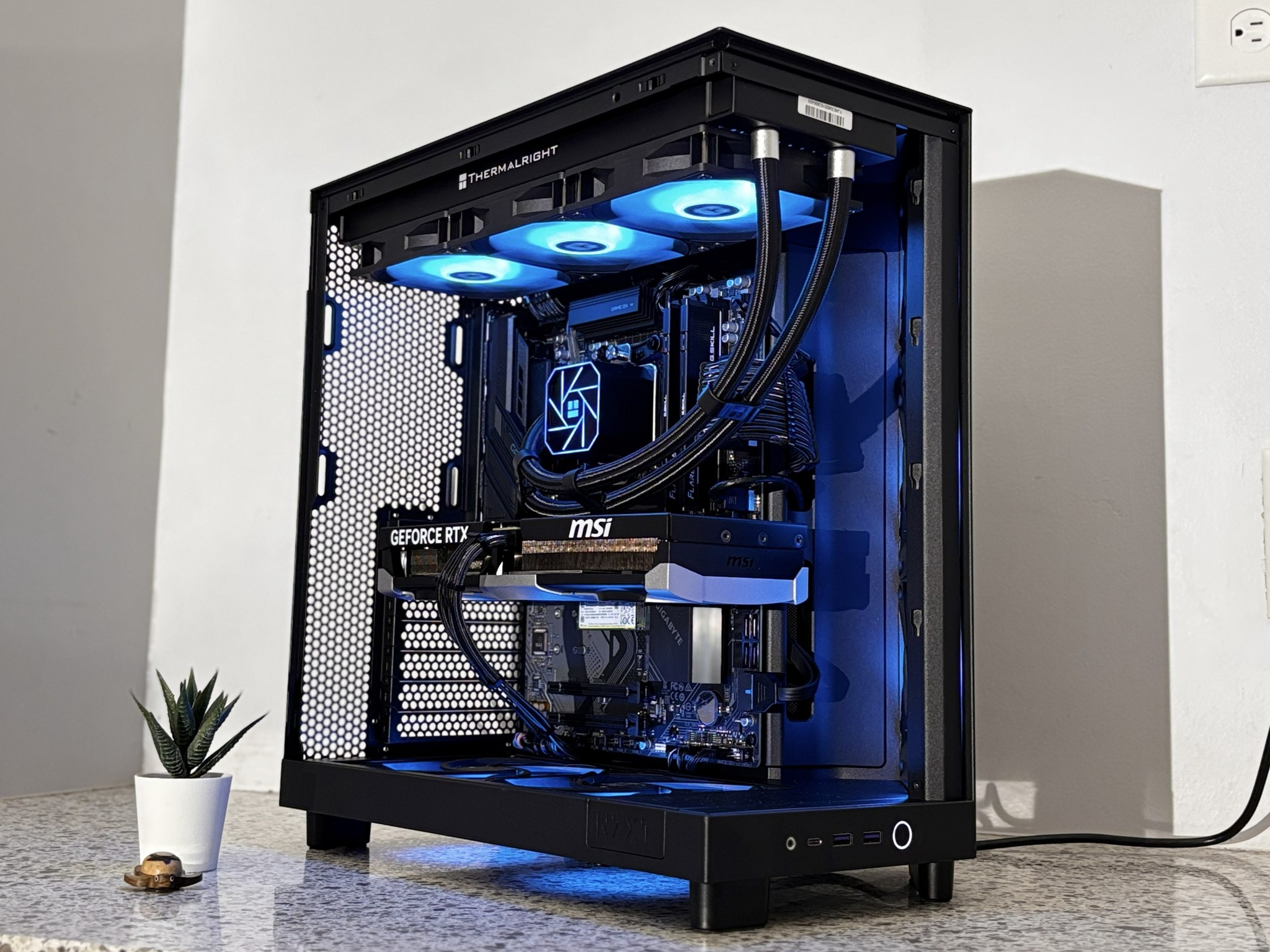 🖤⚡️ RTX 5070 | Ryzen 5 7600X3D | 32GB DDR5 | 1TB NVMe | Wifi |
