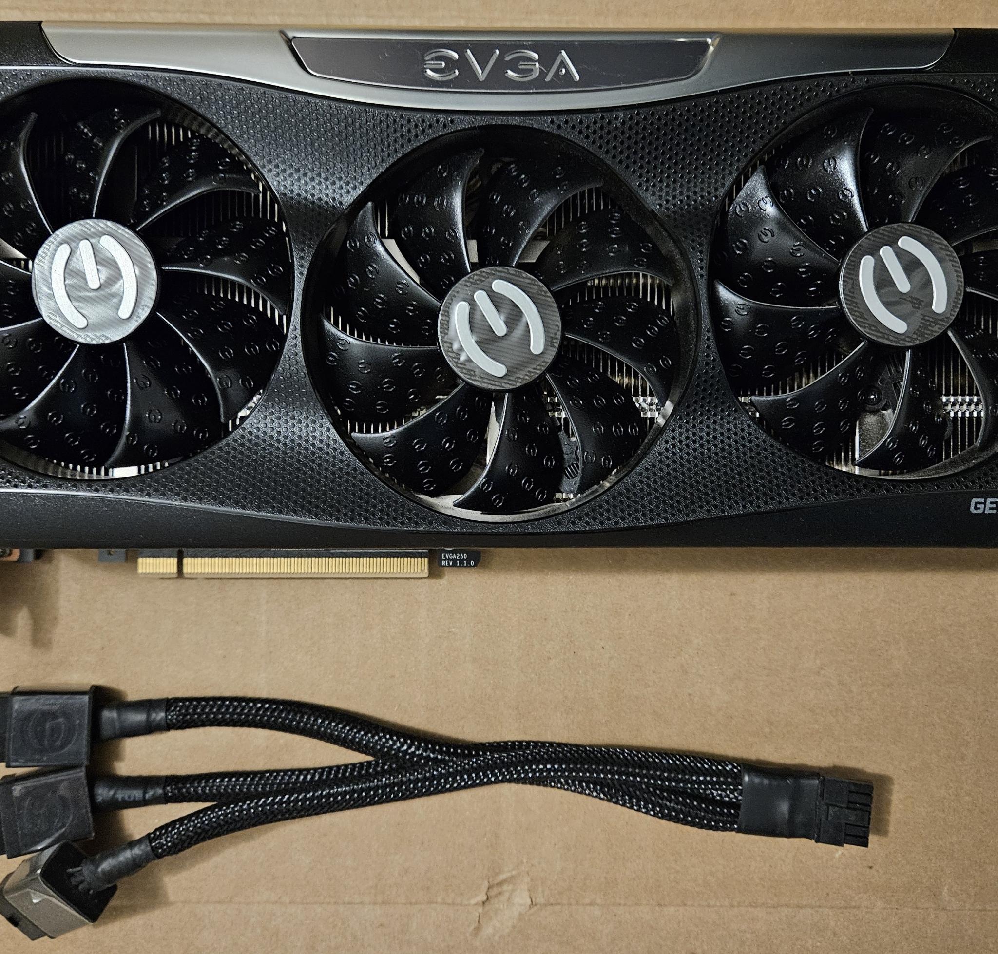 EVGA GeForce RTX 3090 Ti FTW3 ULTRA GAMING - USED - In good condtion