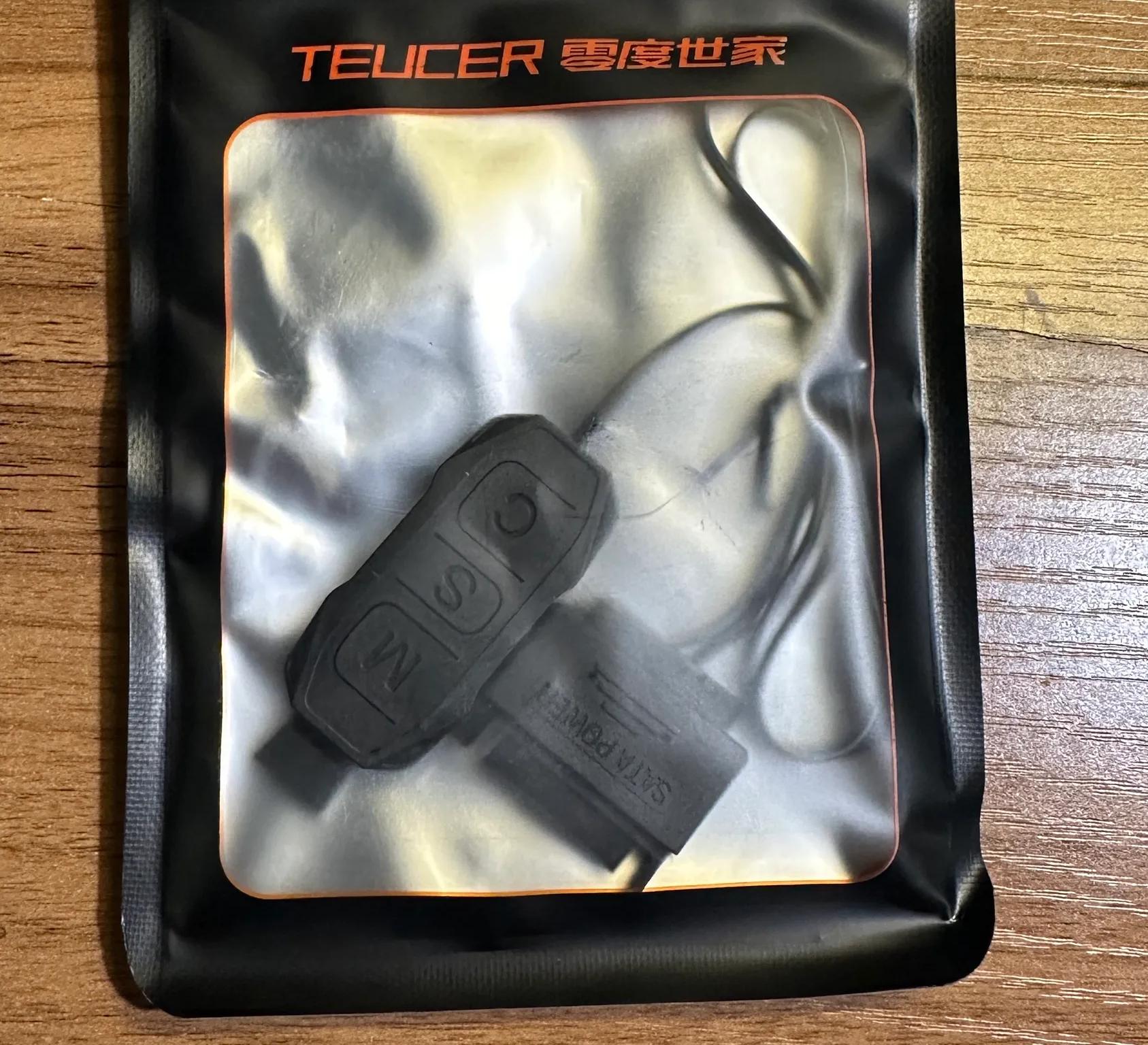 TEUCER LC-S50R ARGB 5V 3PIN to SATA Interface Light Controller for PC Case Fan