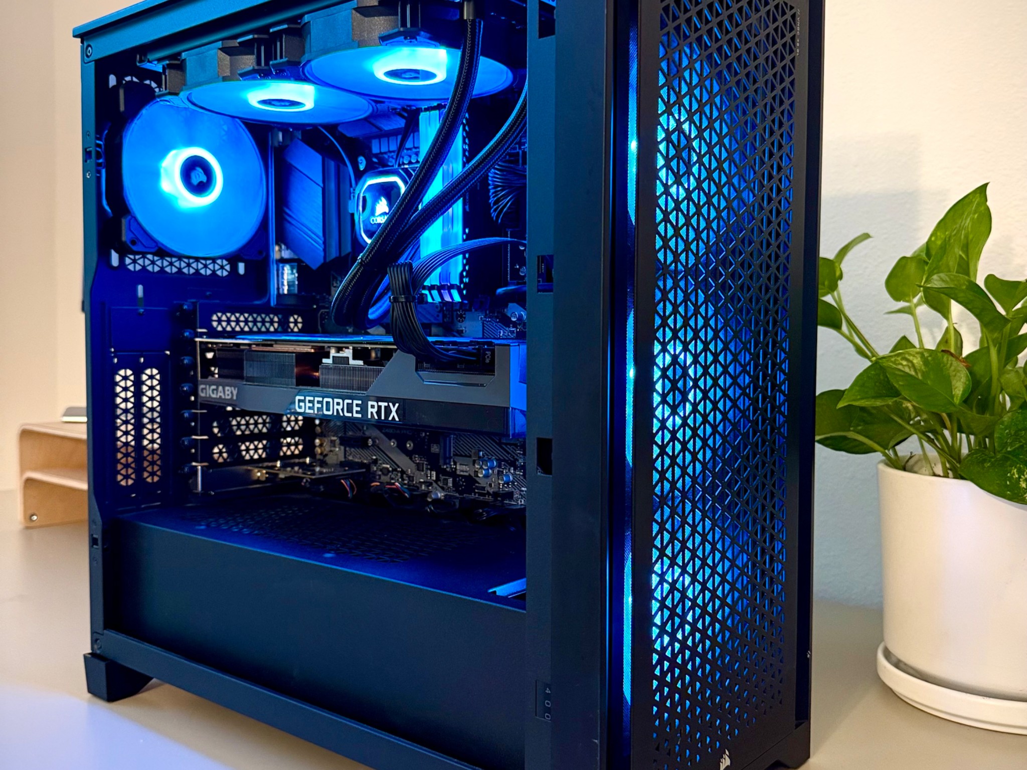 Corsair Vengeance i7200 Gaming PC, RTX 3080, i9-10850K, 32GB RAM, 1TB SSD + 2TB HDD, Wifi, Win 10