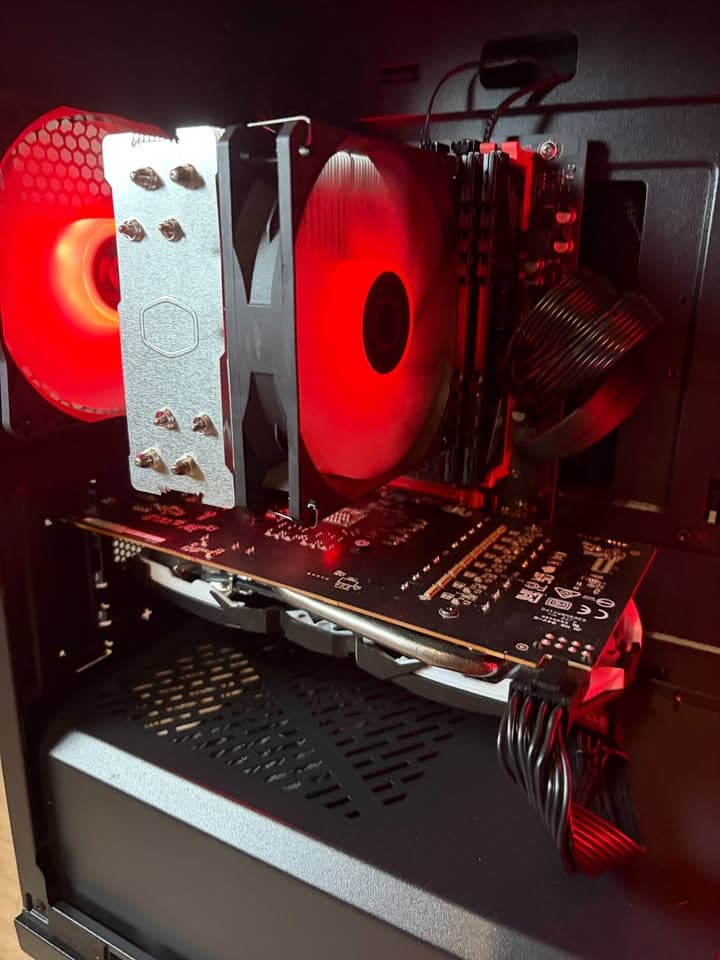 RX 6600 + Ryzen 5 3600 Custom Gaming PC