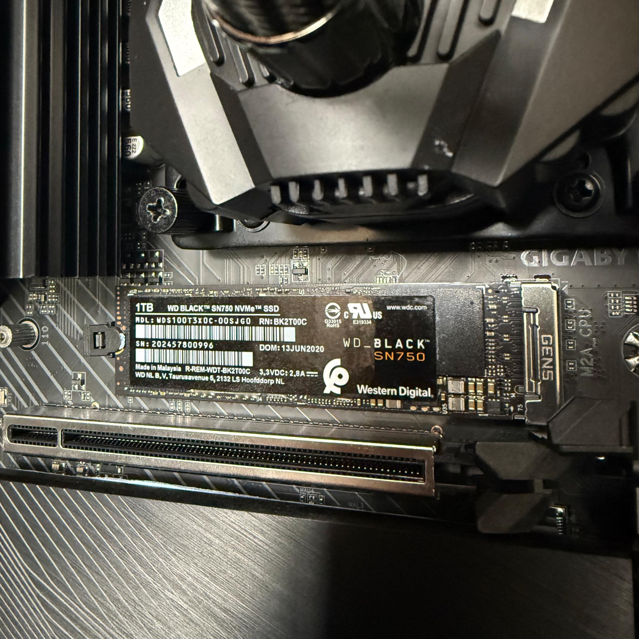 Ryzen 9 7900x, x670 mobo, 64gb 6000mhz memory, AIO, custom build (WITHOUT GRAPHICS CARD)