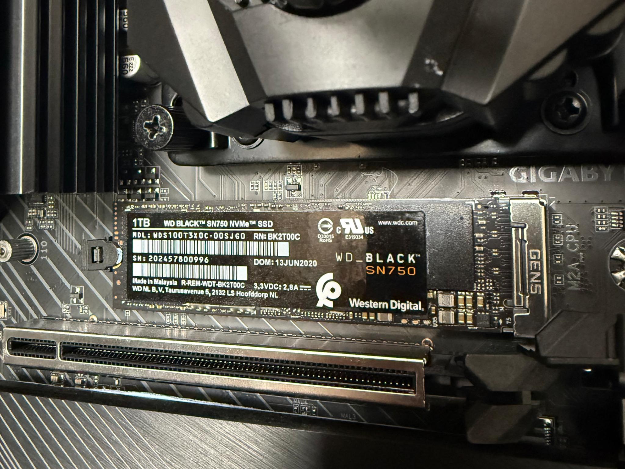 Ryzen 9 7900x, x670 mobo, 64gb 6000mhz memory, AIO, custom build (WITHOUT GRAPHICS CARD)