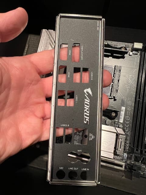 GIGABYTE B450 I AORUS PRO WIFI AM4 AMD B450 SATA 6Gb/s USB 3.1 HDMI Mini ITX AMD Motherboard