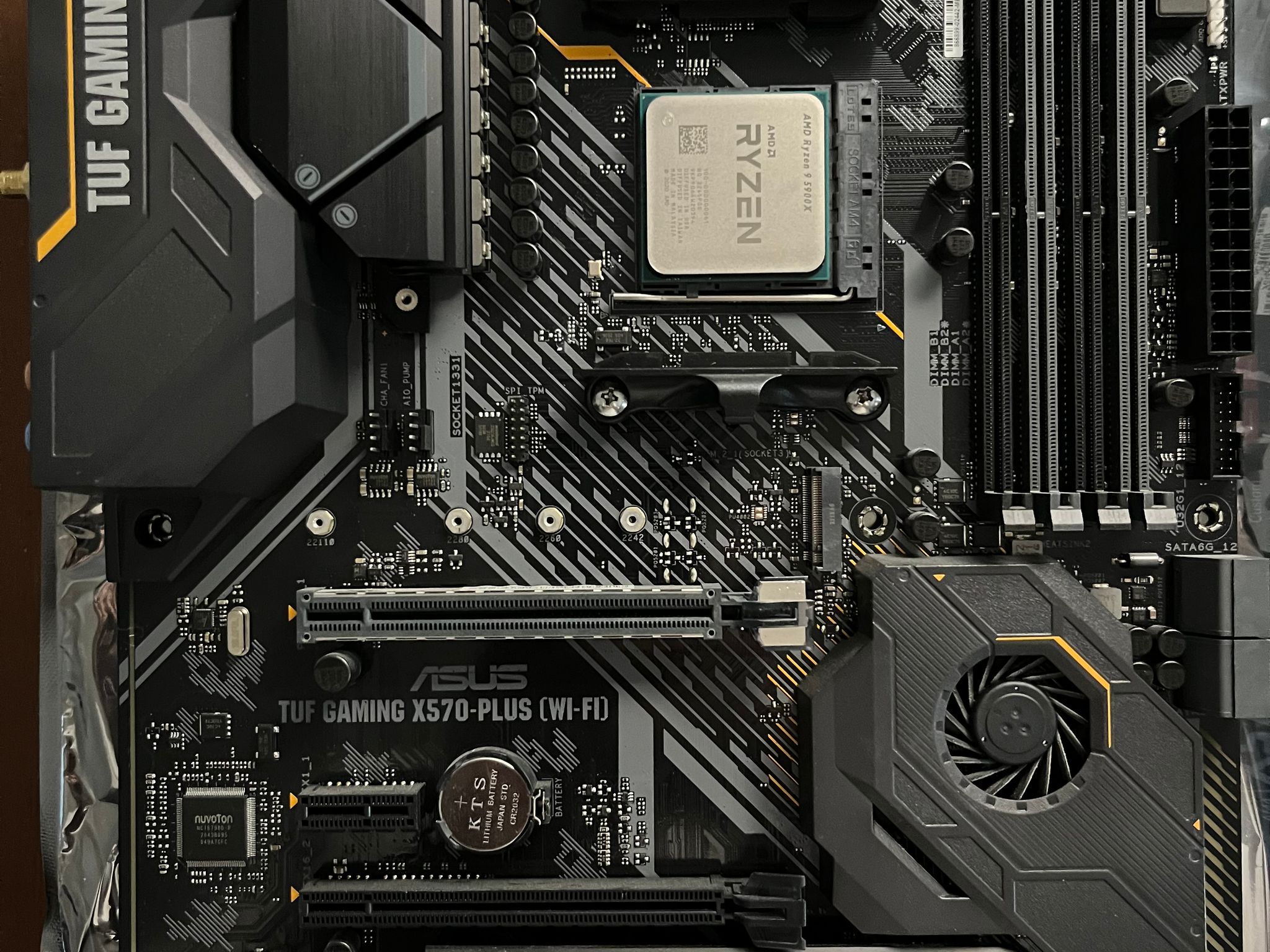 Ryzen 9 5900X CPU + ASUS TUF Gaming X570-Plus WiFi Motherboard + 64GB Corsair Vengeance DDR4 Bundle
