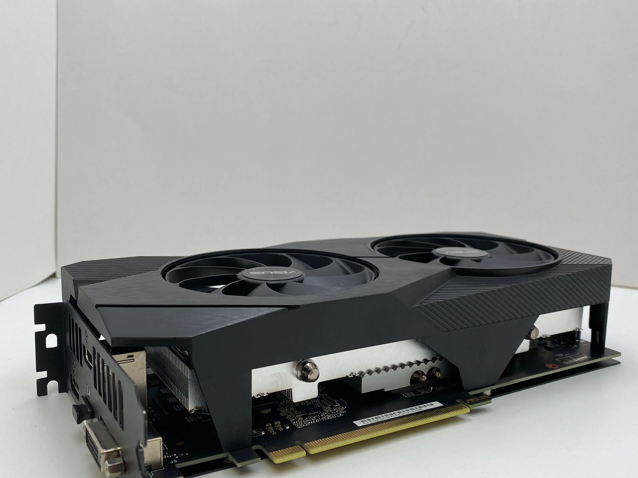 ASUS GeForce RTX 2060 6GB GDDR6 GPU