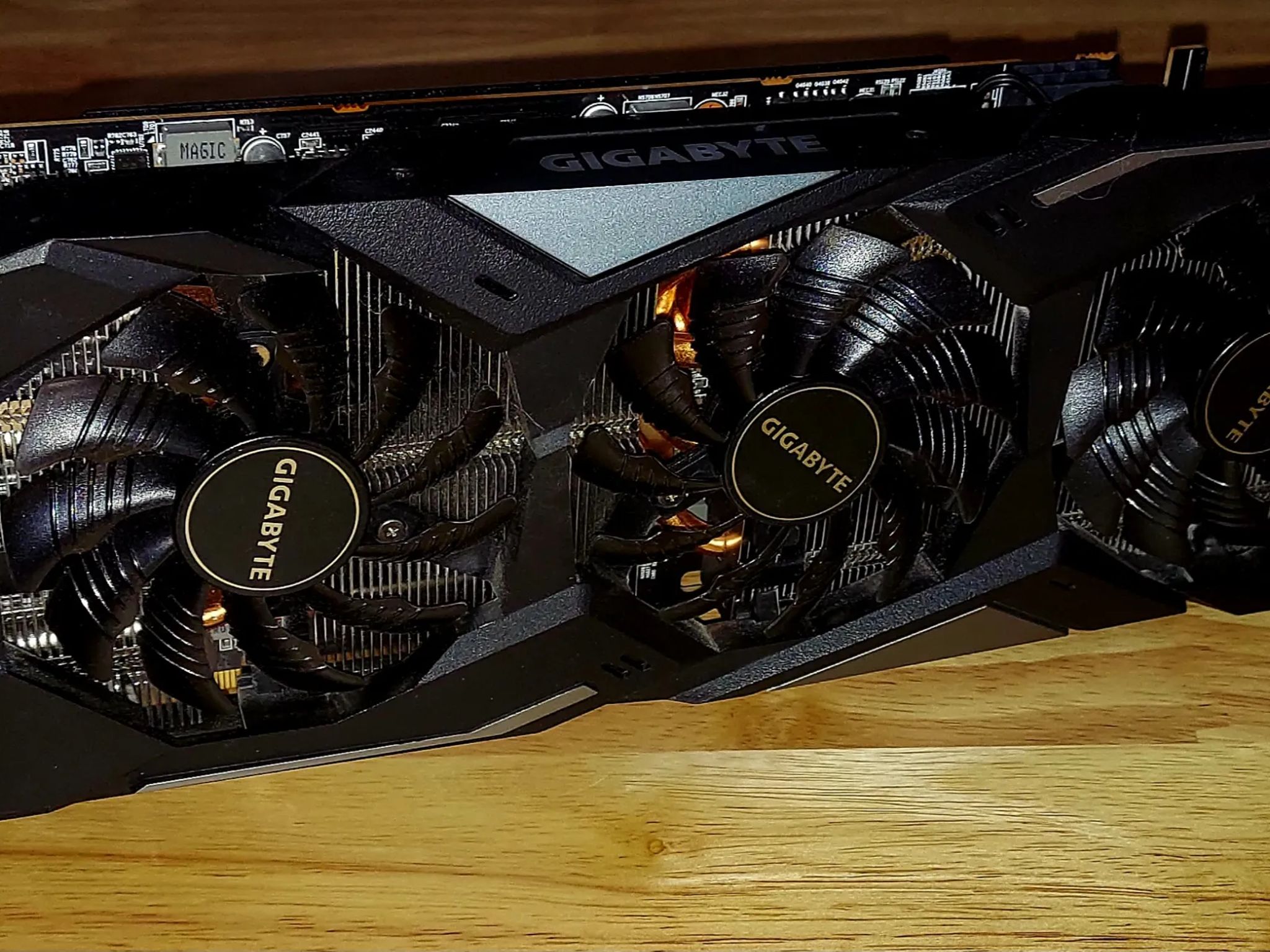 Gigabyte RX5700 8GB DDR6