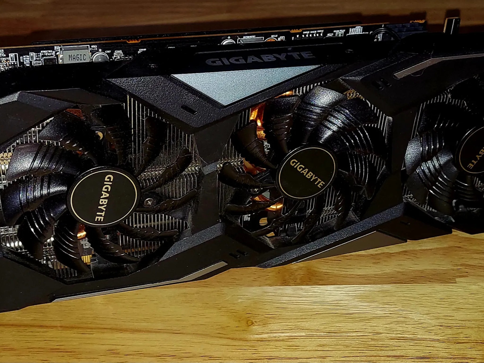 Gigabyte RX5700 8GB DDR6