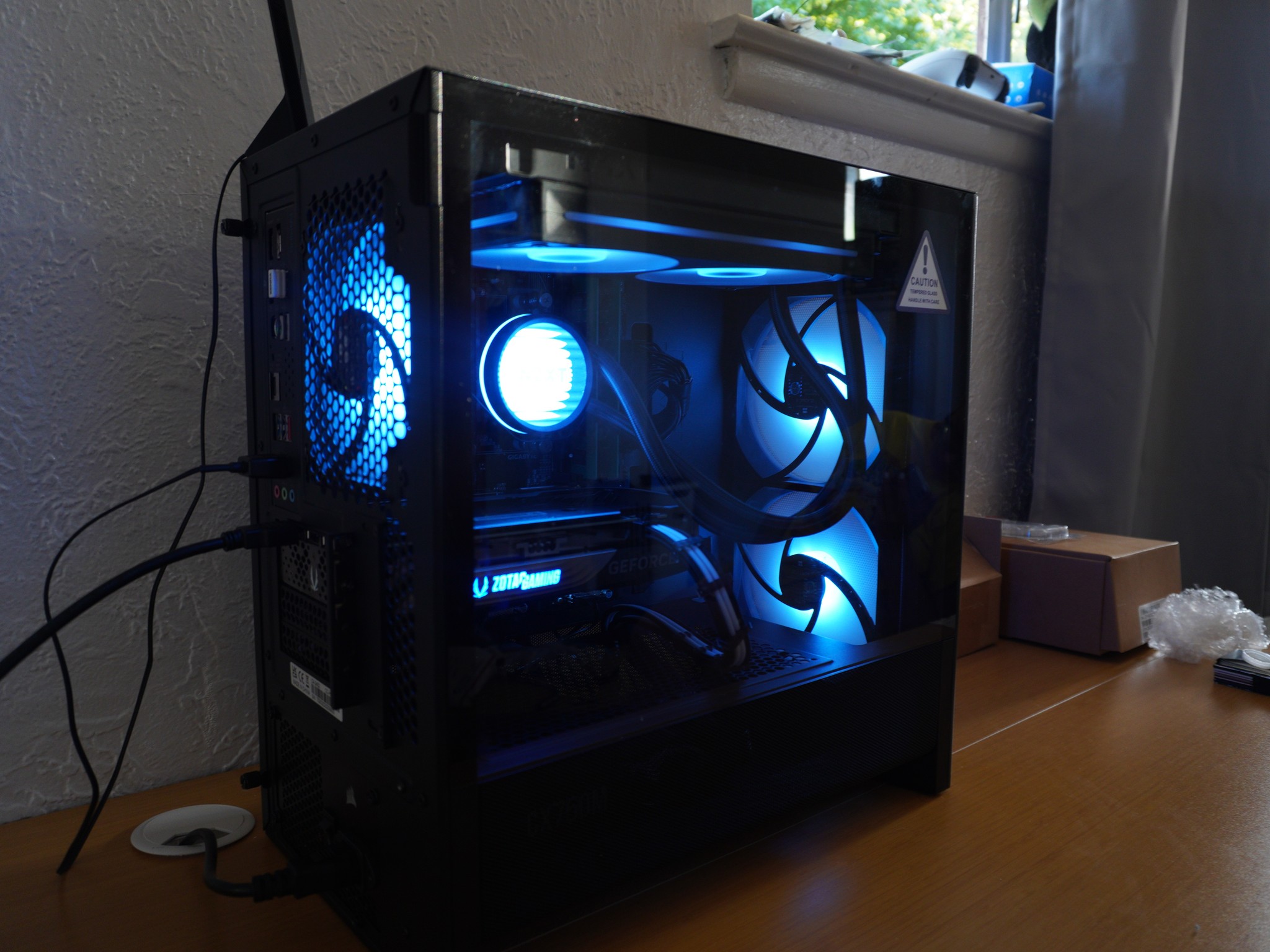 CLEAN NZXT STEALTH GAMING PC