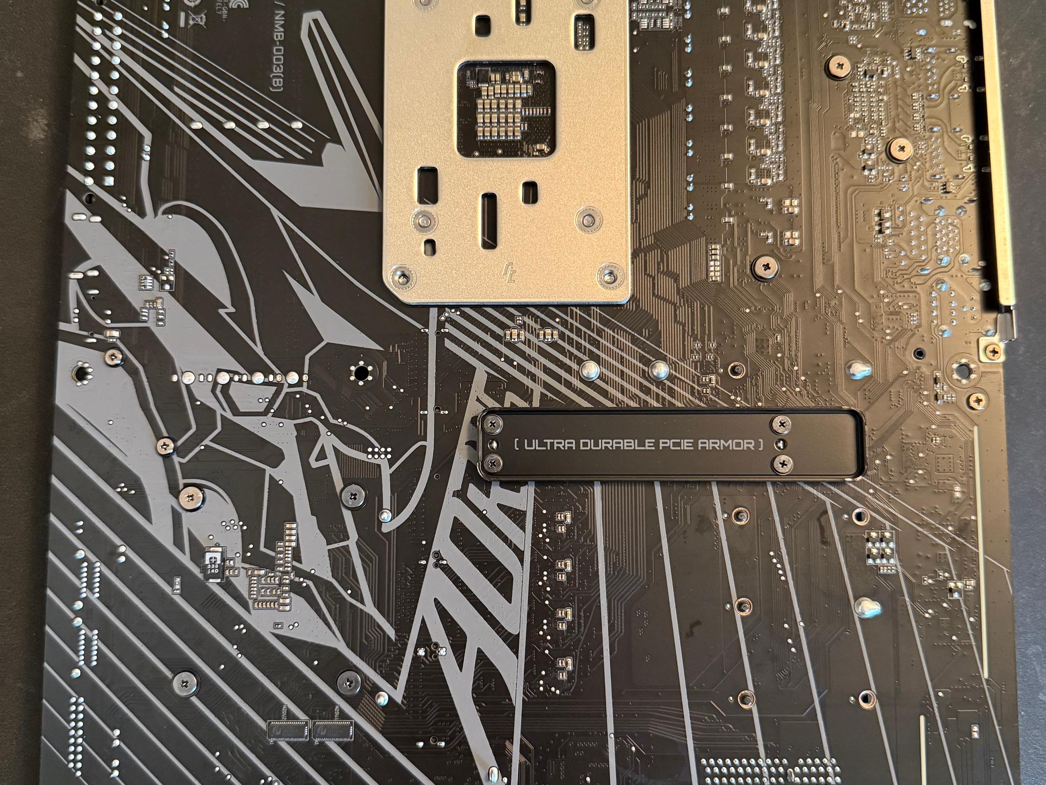 Gigabyte X870 AORUS Elite WiFi7 Motherboard – AM5, DDR5, PCIe 5.0, Like New