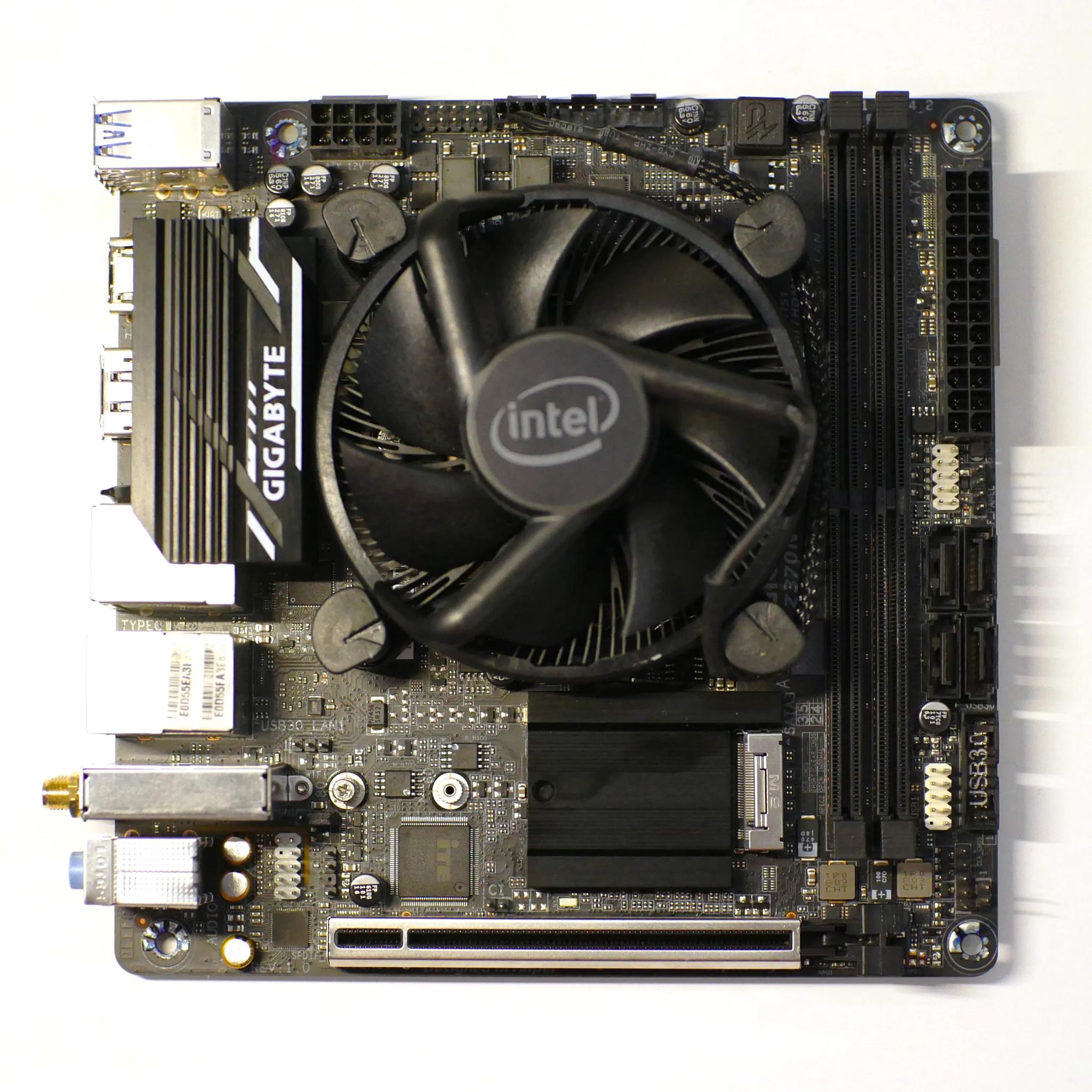 Gigabyte Z370n ITX WIFI Motherboard | I5 9400f | 32GB DDR4 crucial 3200MHz | one RAM slot is bad