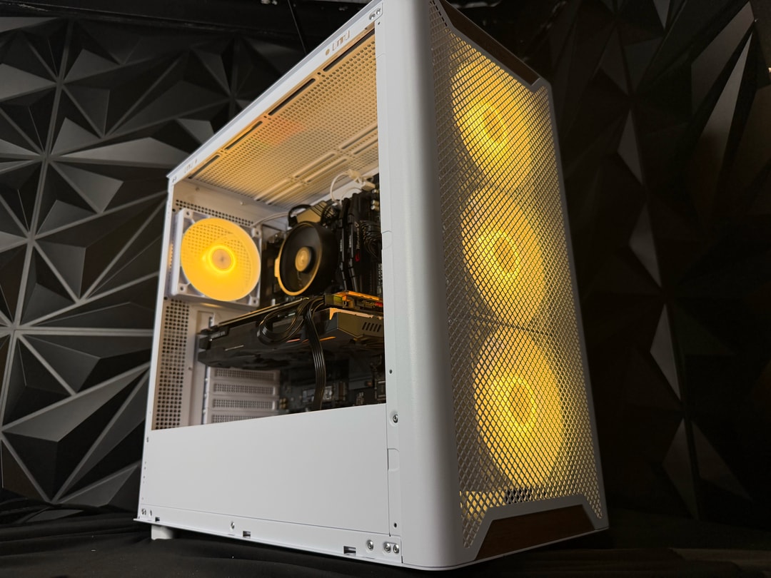 🤍🌲 WHITE WOOD TI 🌲🤍Ryzen 5 5500| GTX 1080Ti| 16 GB DDR4| 500