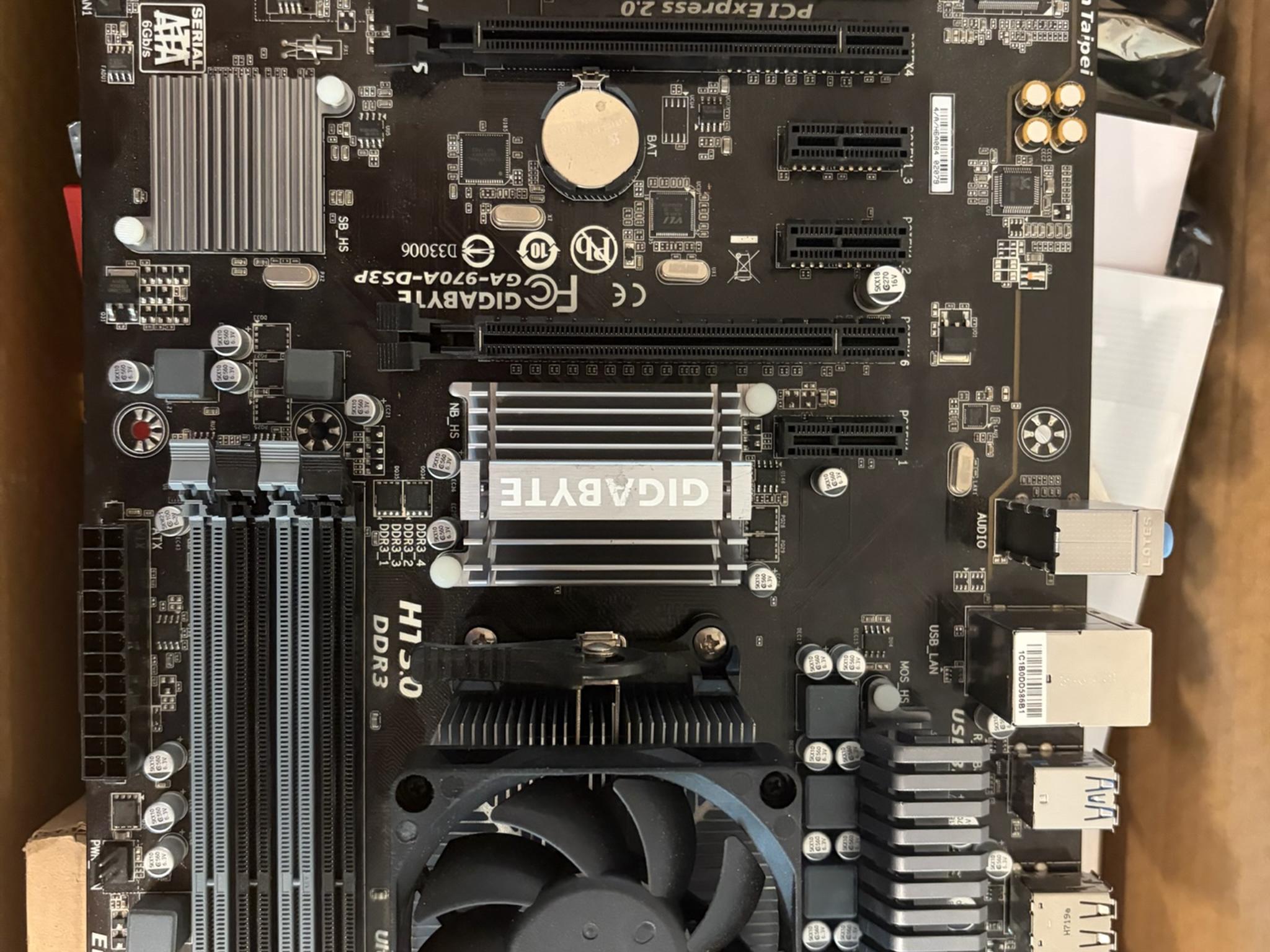 Motherboard + CPU Combo Gigabyte GA-970A-DS3P & AMD Athalon II