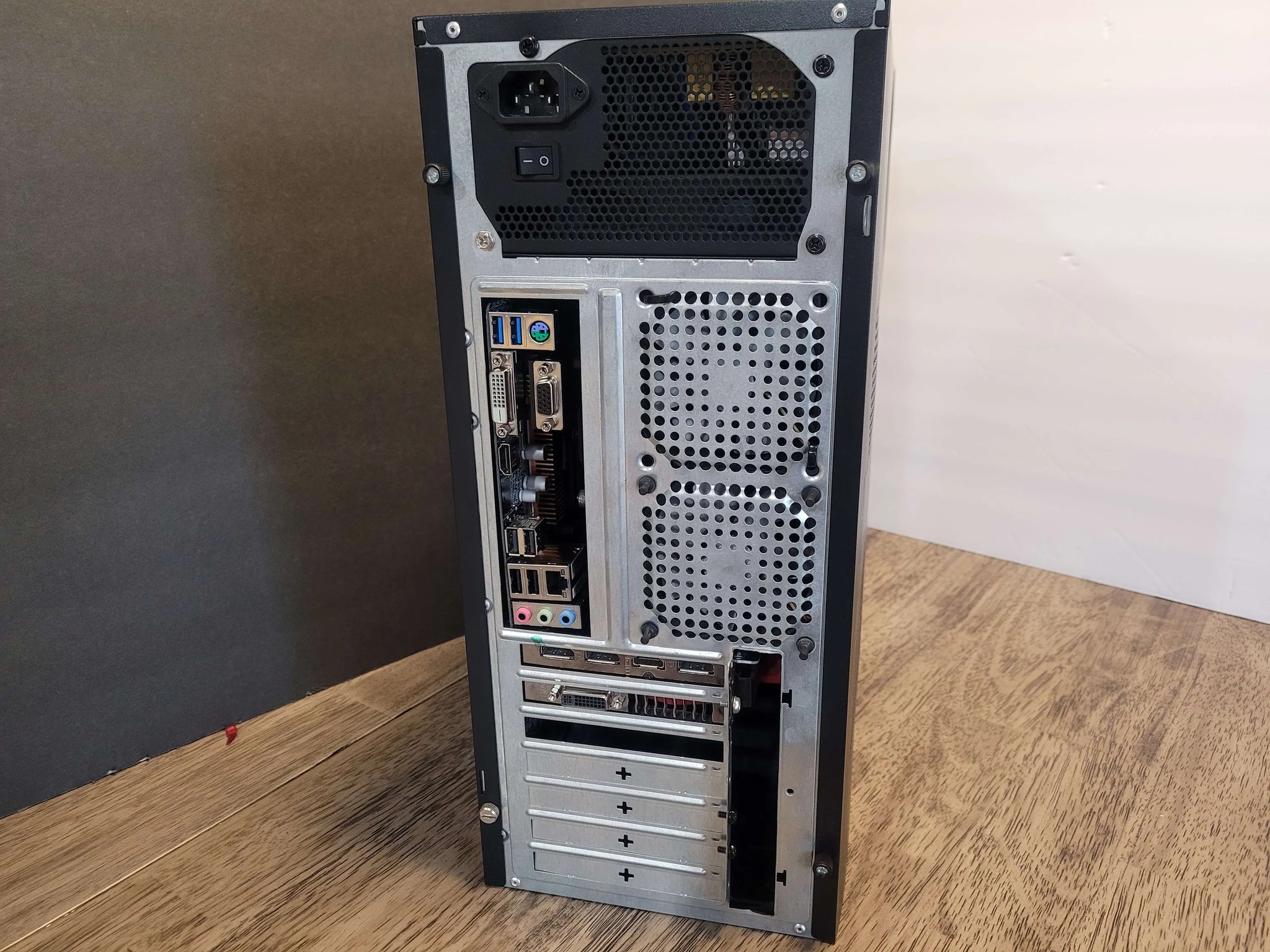 Custom PC i5 6400 2.7Ghz GTX 960 4Gb 16Gb Ram