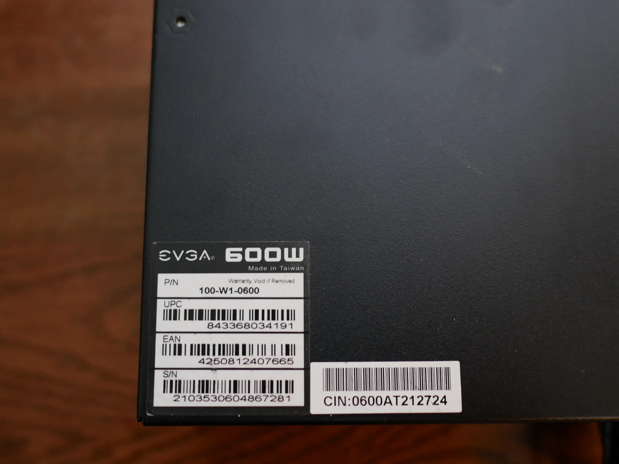 EVGA 600 W1, 80+ WHITE 600W, Power Supply 100-W1-0600-K1