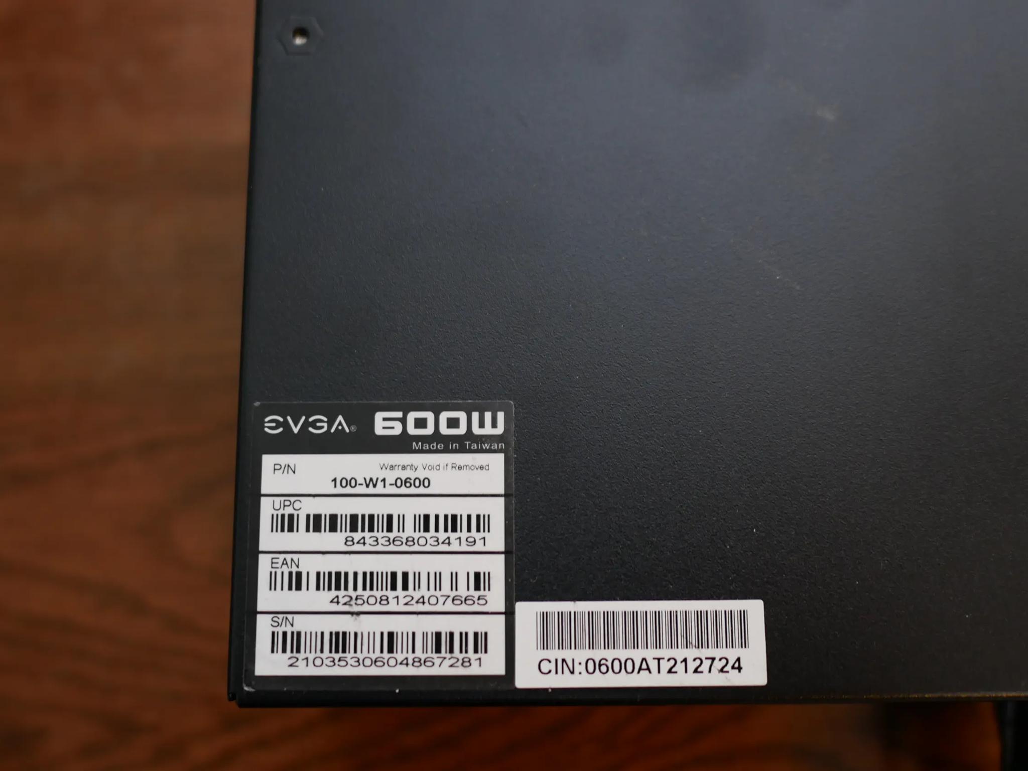 EVGA 600 W1, 80+ WHITE 600W, Power Supply 100-W1-0600-K1