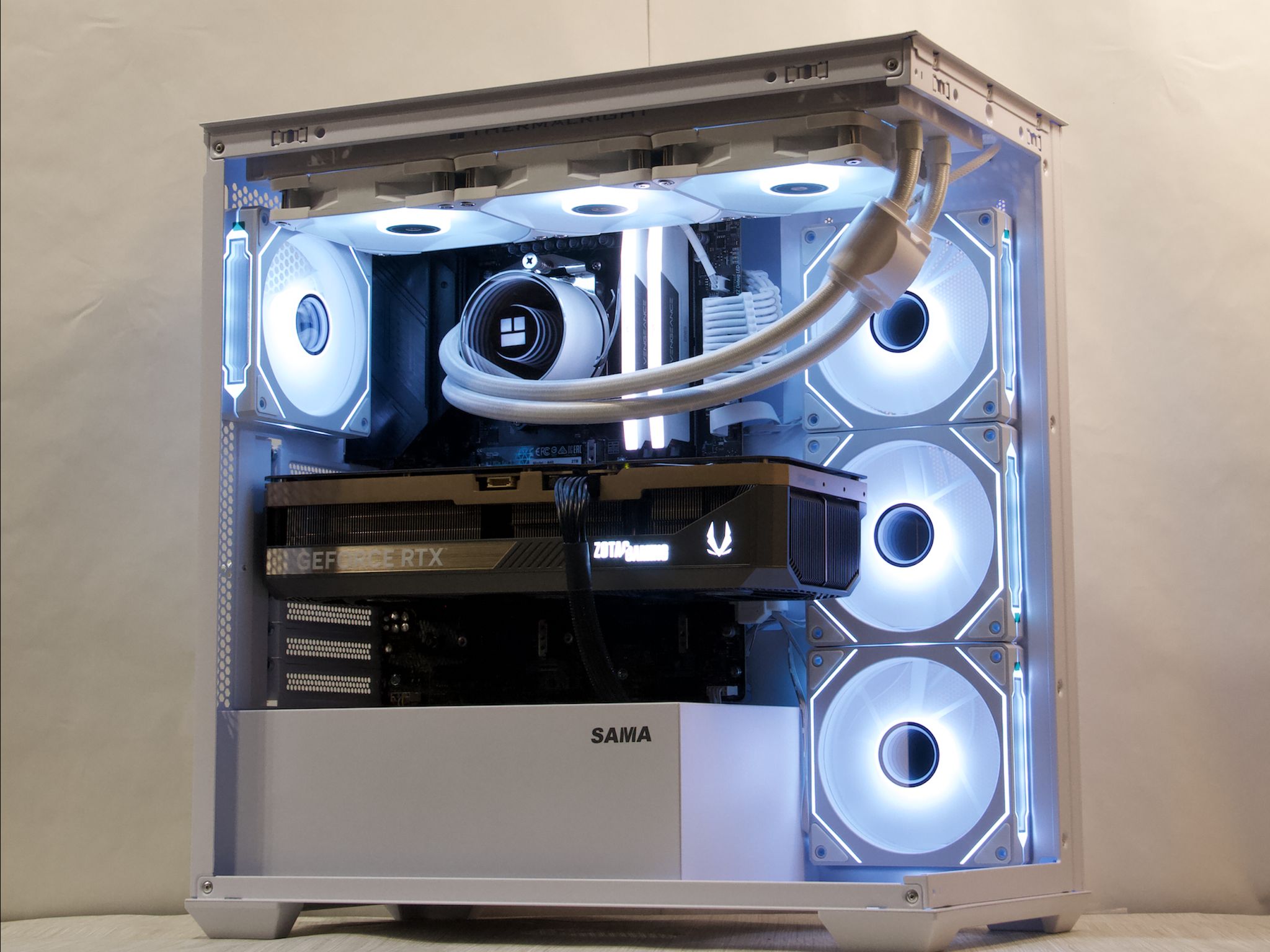 RTX 5070 Ti, Ryzen 7 7800X3D, 32GB DDR5, 2TB NVMe SSD, WiFi - High End 4K Gaming PC