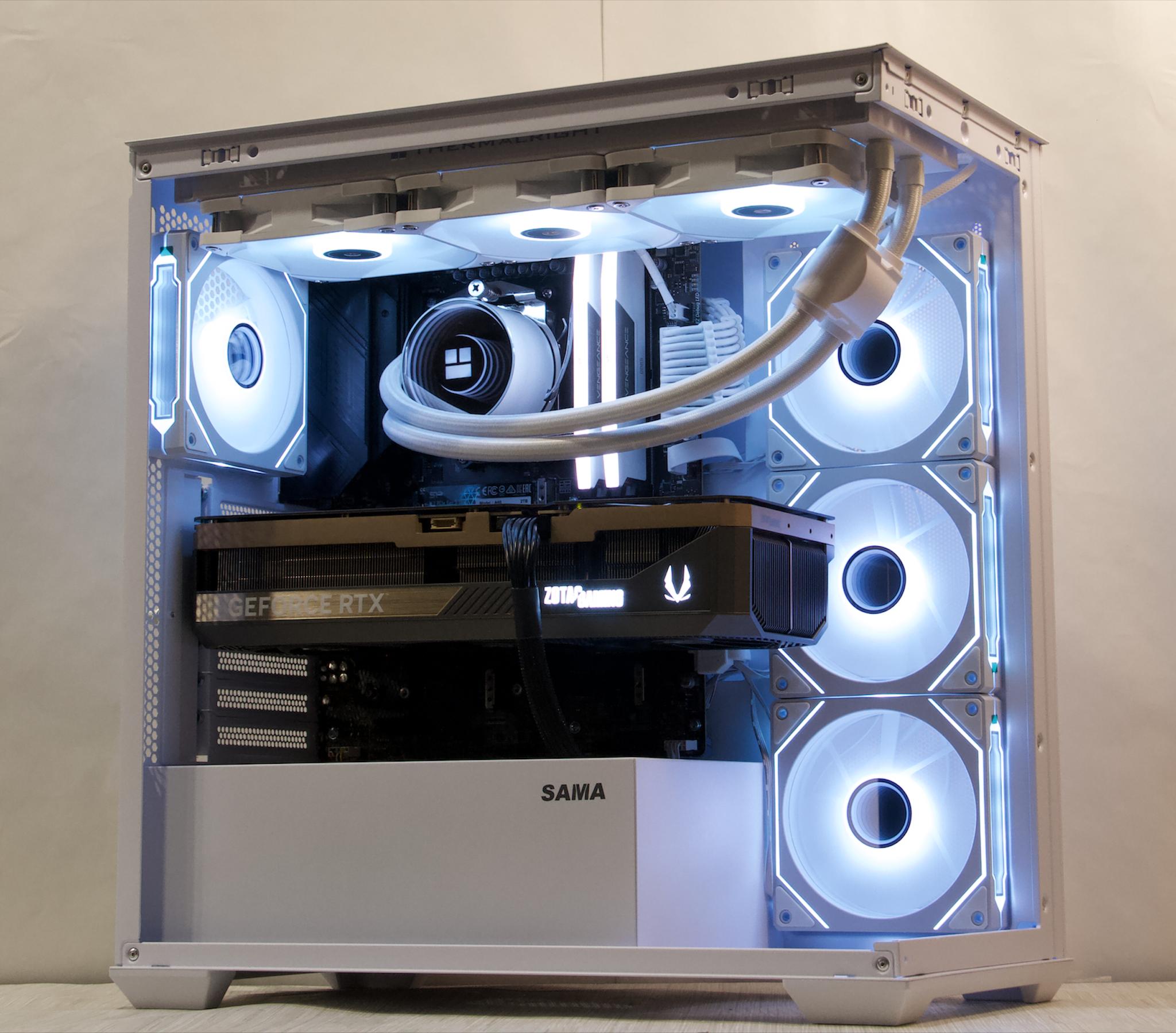 RTX 5070 Ti, Ryzen 7 7800X3D, 32GB DDR5, 2TB NVMe SSD, WiFi - High End 4K Gaming PC