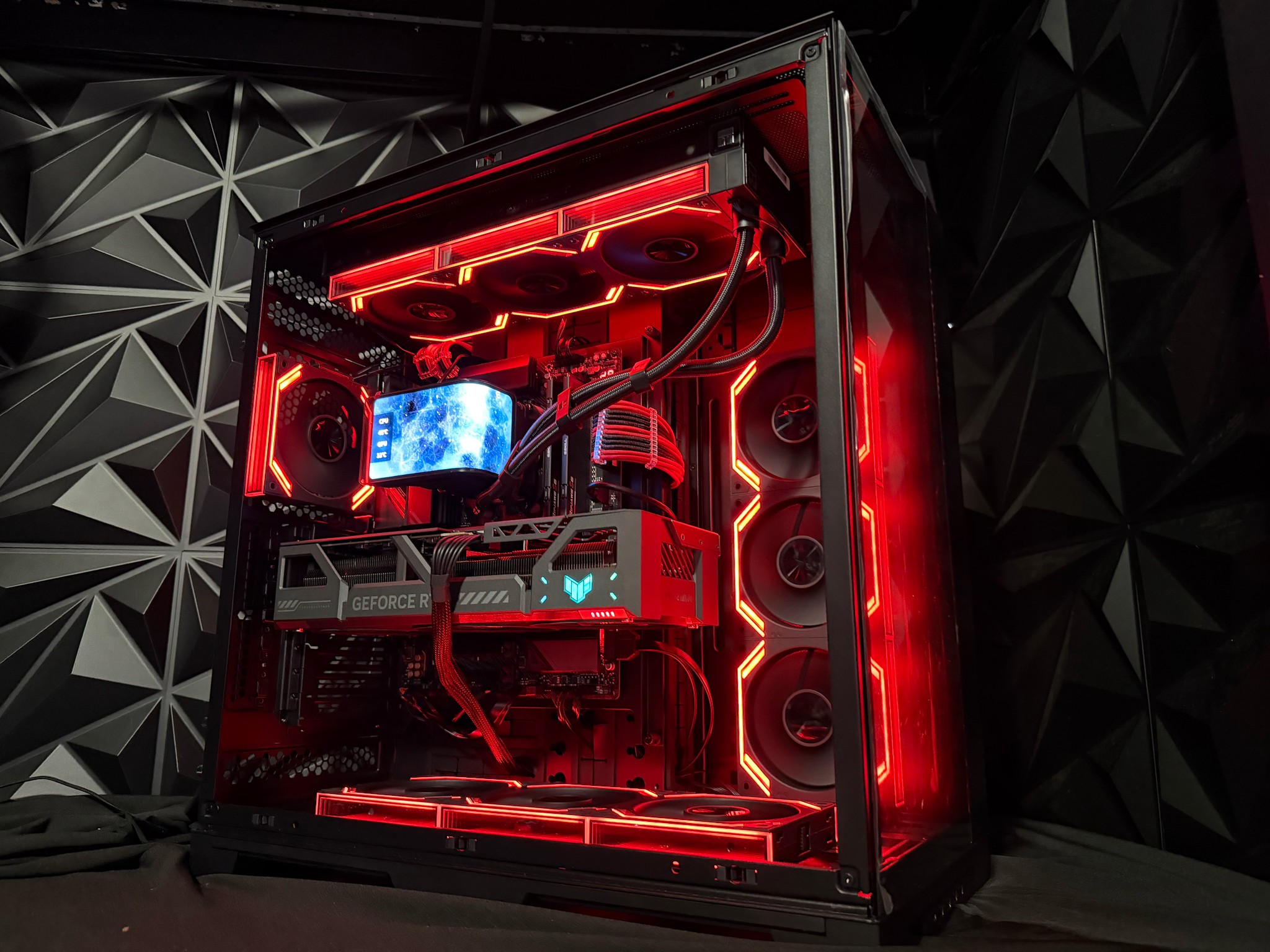 🔥🟥 REDLINE APEX 🟥🔥 Ryzen 9 9950X| RTX 5080| 64 GB DDR5| 6 TB NVMe| 1250W PSU