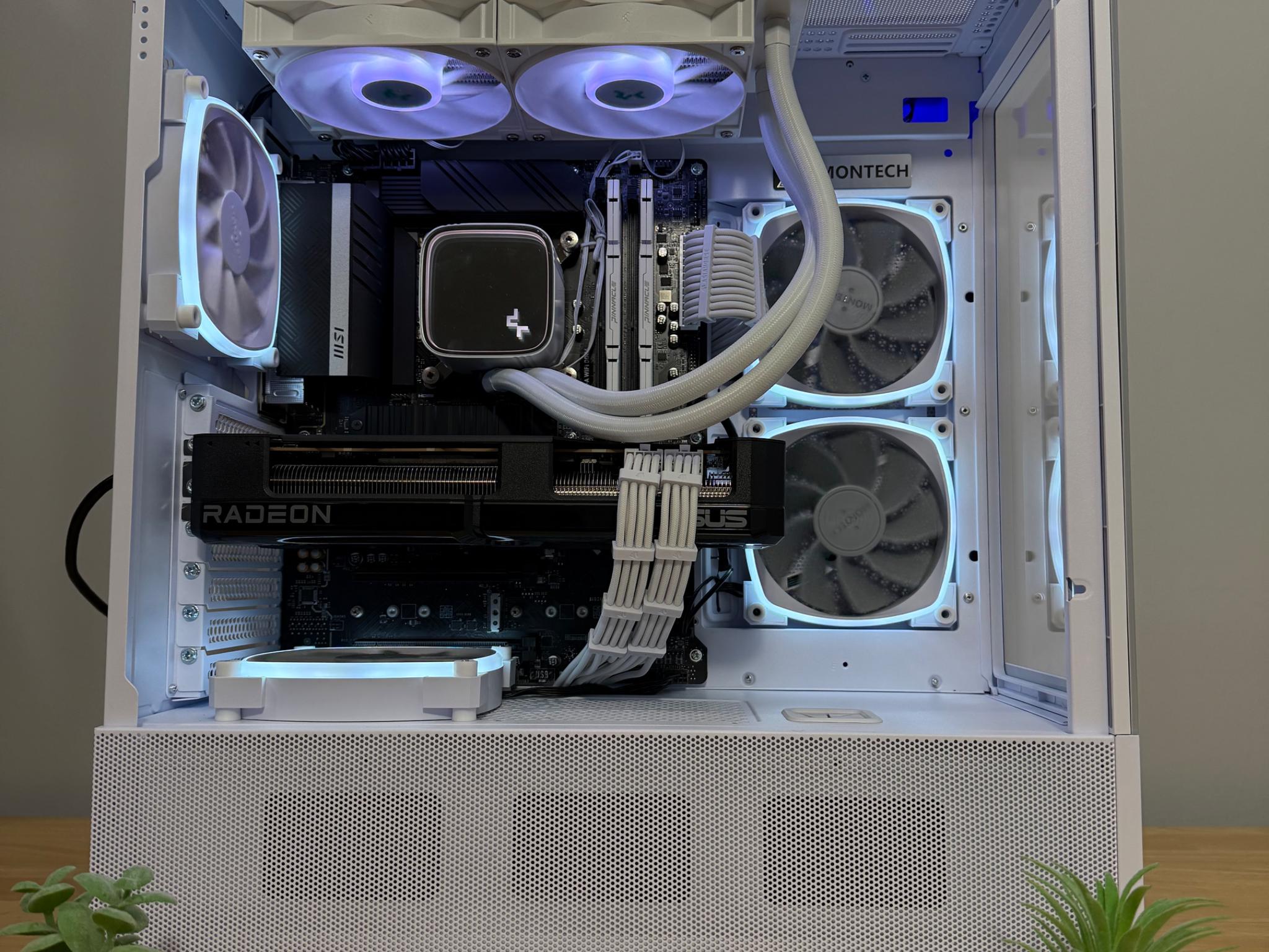 🧊ICE🧊-Liquid Cooled High-End Gaming PC-Rx 7800 xt-I5 12600KF-32GB Ram-1TB SSD