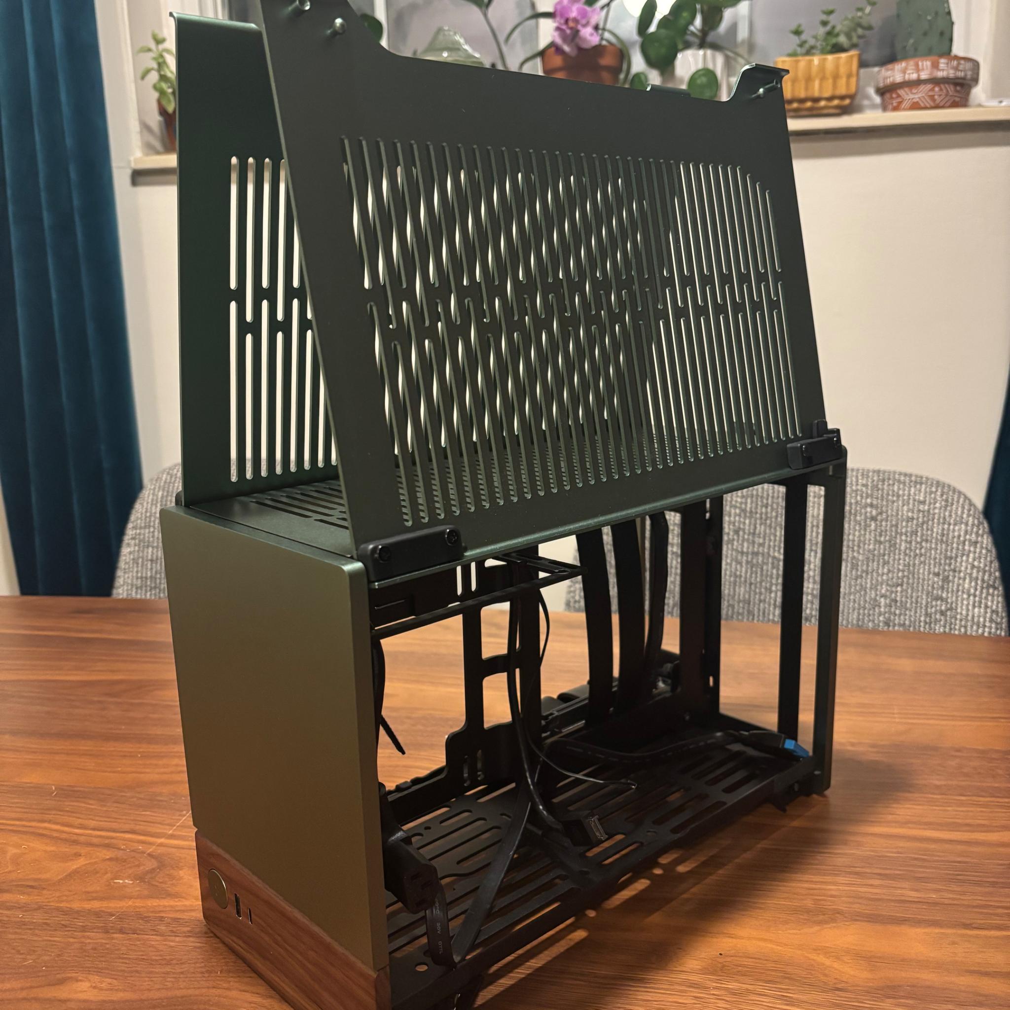 Fractal Design Terra Jade SFF ITX PC Case