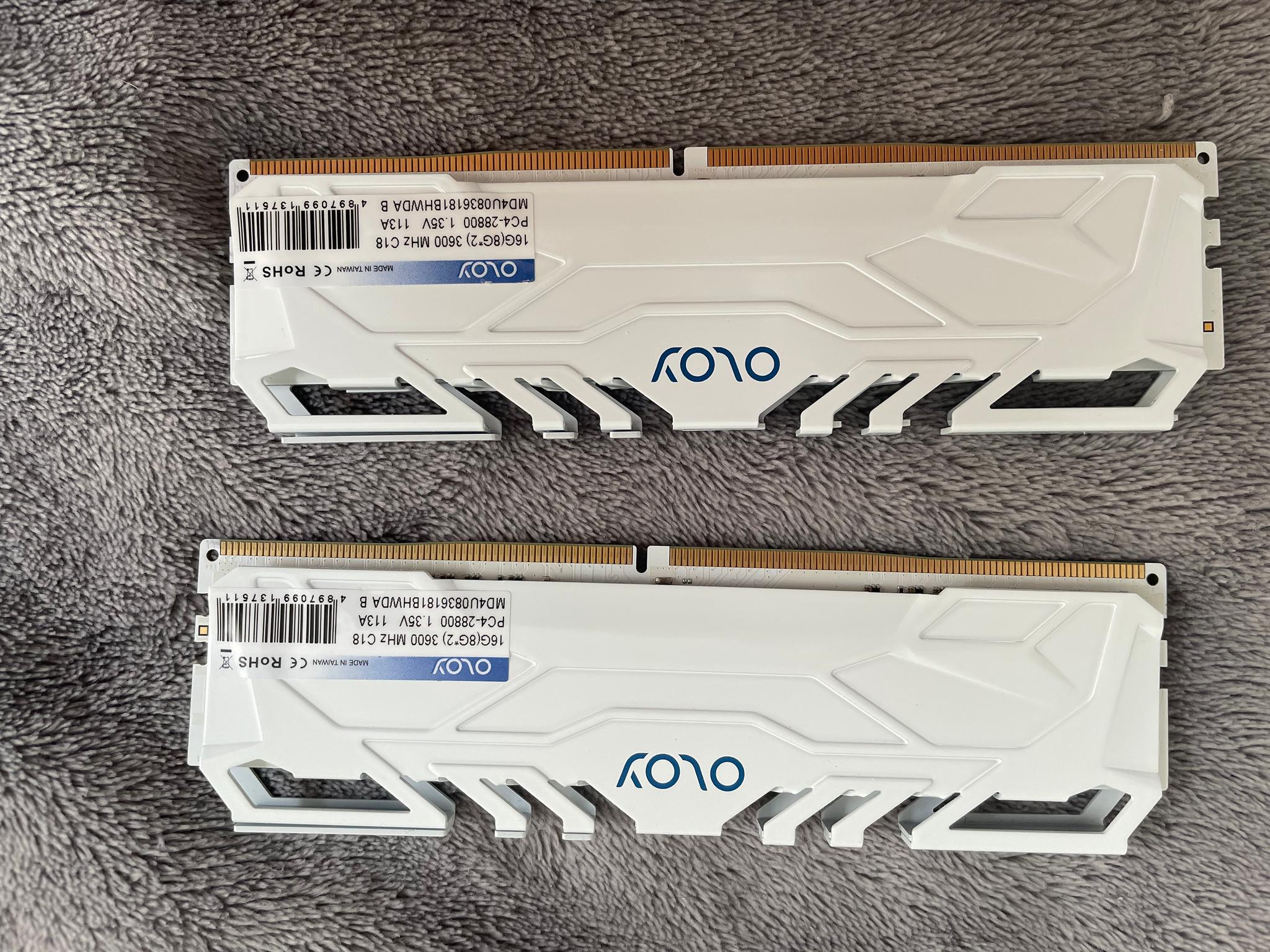 OLOY 2x8G 3600MHz CL18