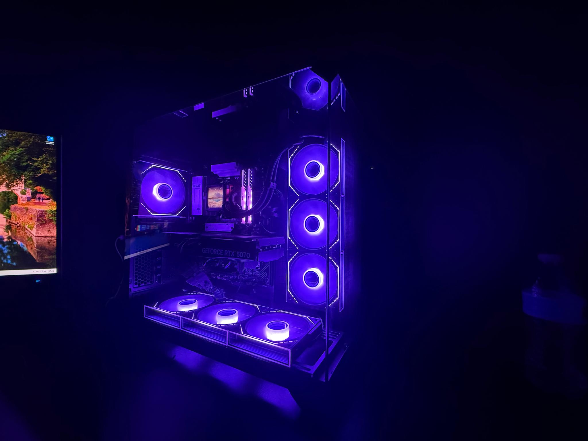 5070/9800x3D/32GB DDR5 Ram/2TB NVME